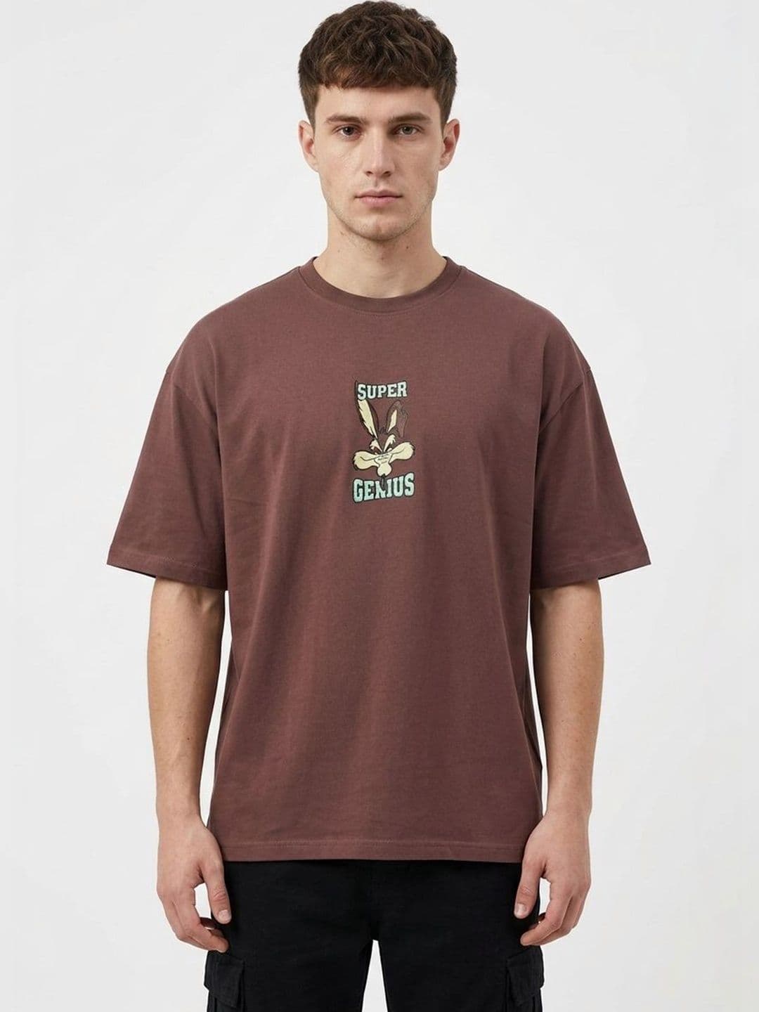 KAPAS AND KALAKARI Men Looney Tunes Printed T-shirt - view 1