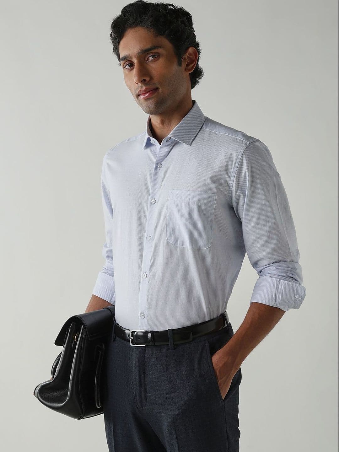 Reid & Taylor Men Slim Fit Pinstripes Striped Formal Shirt - view 1