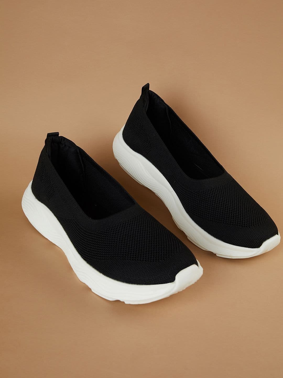 Ginger by Lifestyle Women Textured PU Sneakers - view 1