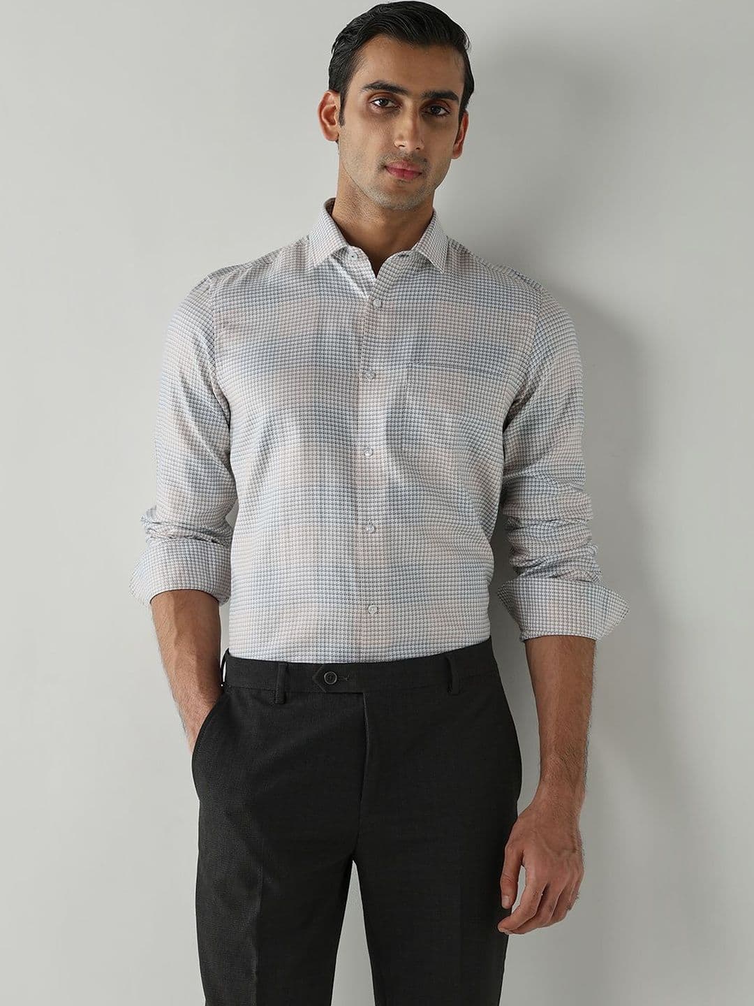 Reid & Taylor Men Slim Fit Checked Casual Shirt - view 1