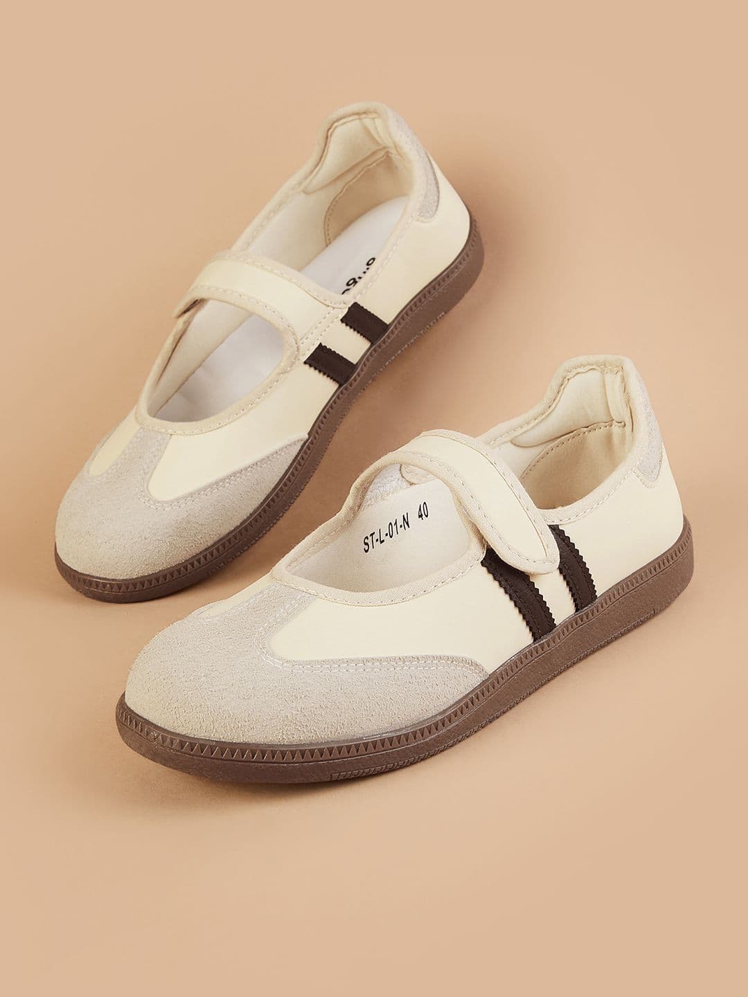 Ginger by Lifestyle Women Colourblocked PU Sneakers - view 1