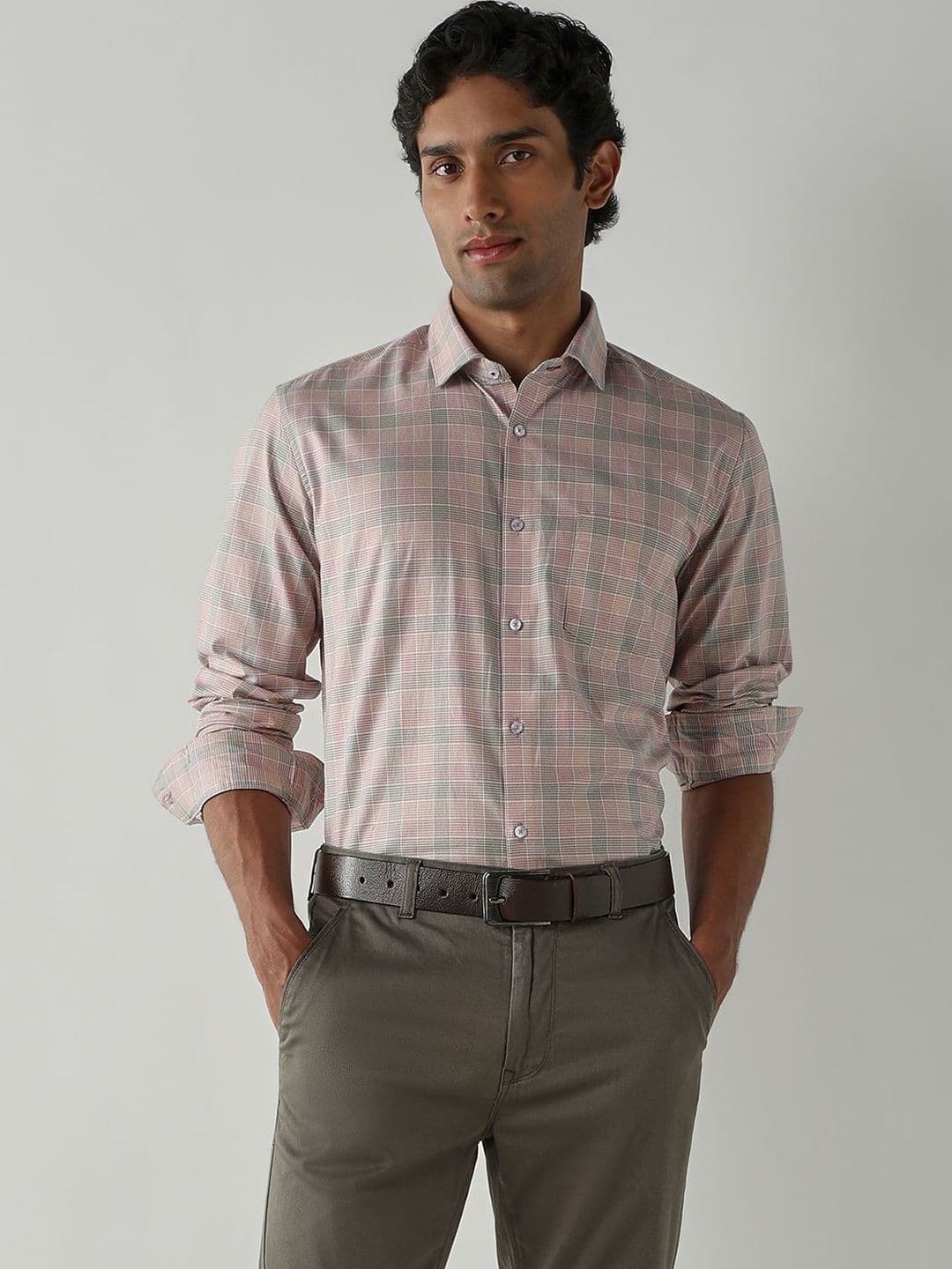 Reid & Taylor Men Slim Fit Checked Casual Shirt - view 1