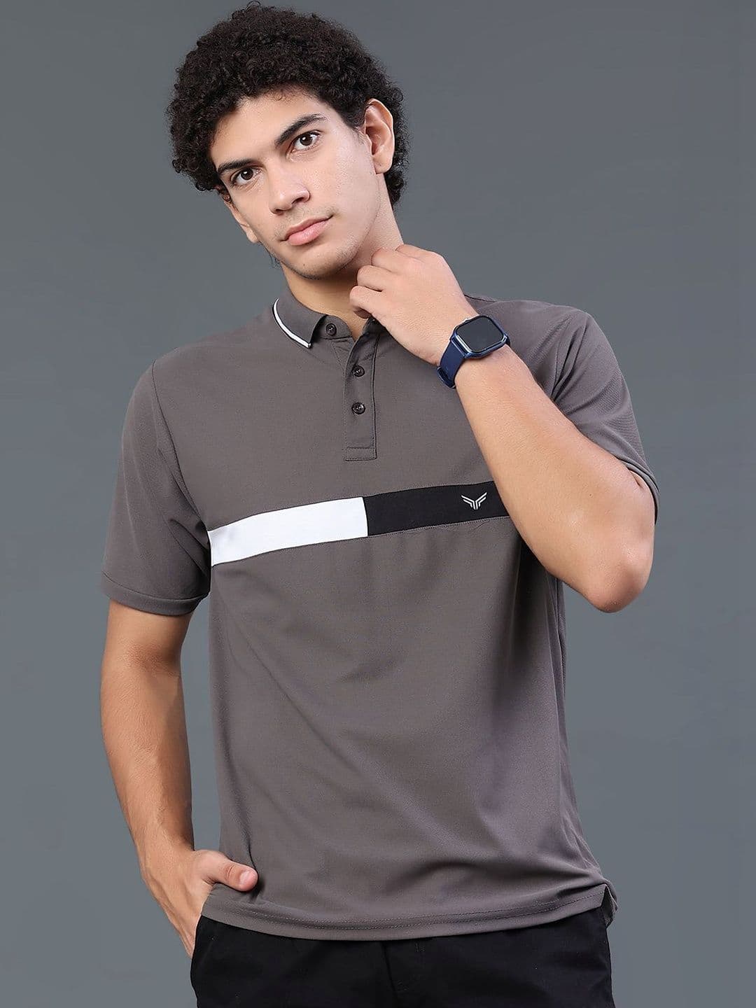 V-Mart Men Colourblocked Polo Collar T-shirt - view 1
