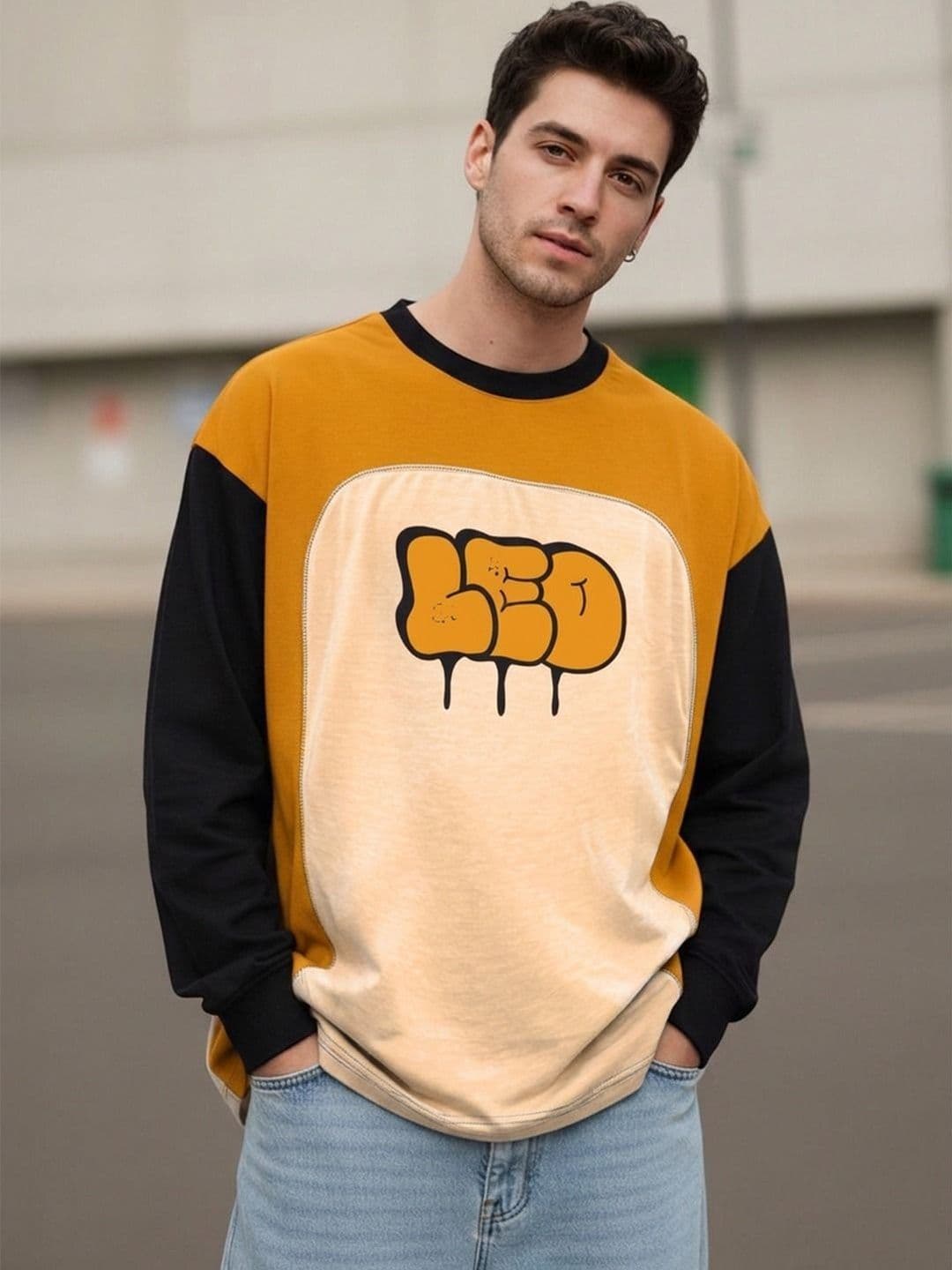 Leotude Men Colourblocked T-shirt - view 1