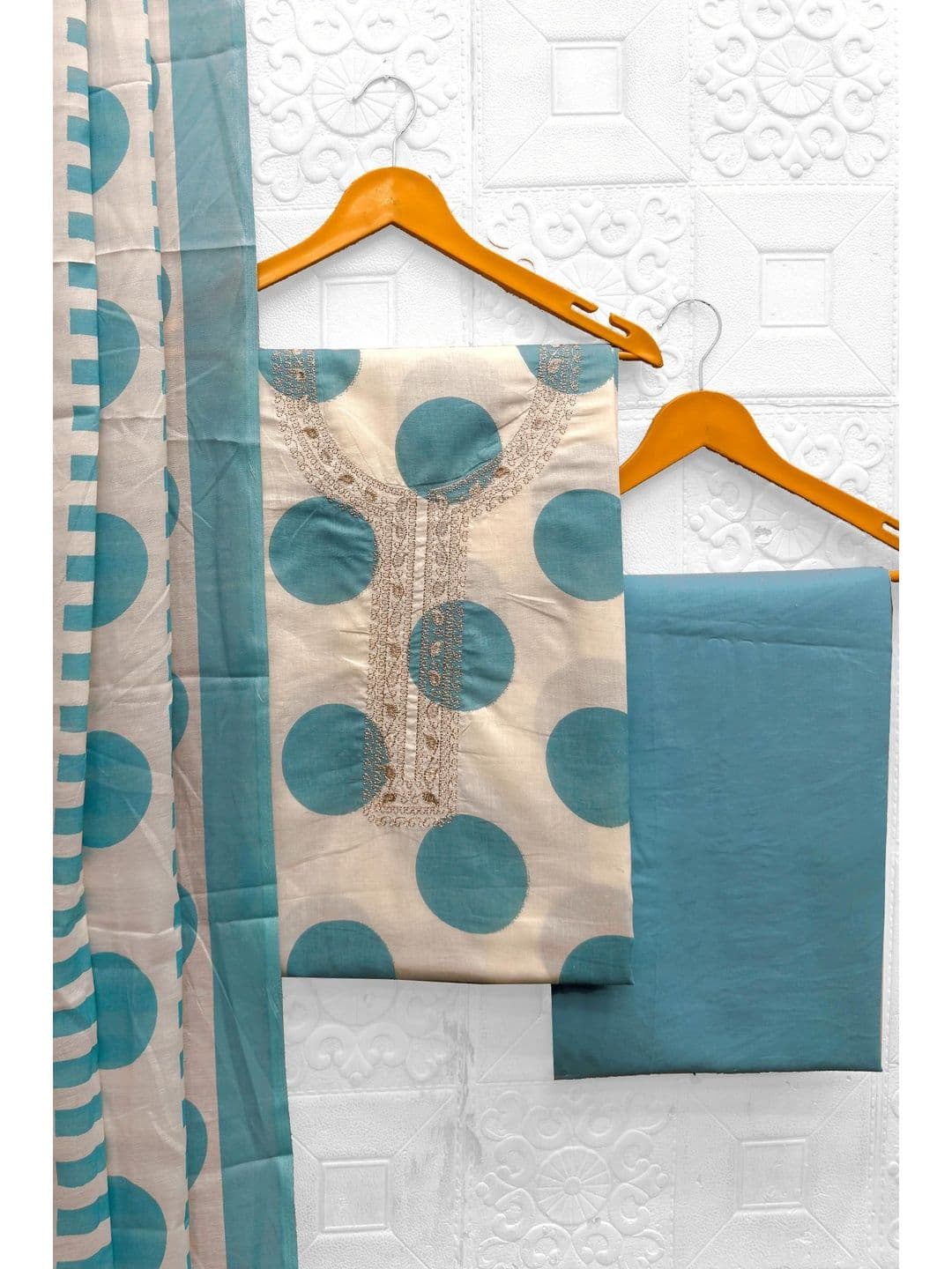 FashionsEye Printed Pure Cotton Unstitched Dress Material - view 1
