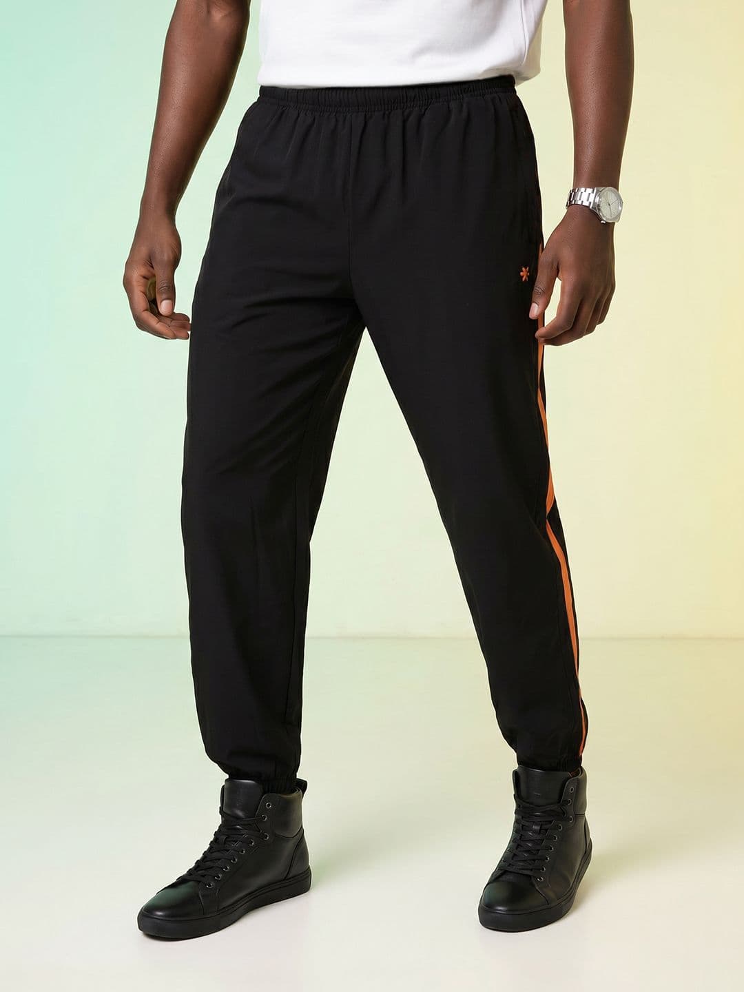HRX by Hrithik Roshan Men Rapid-Dry Training Joggers - view 1
