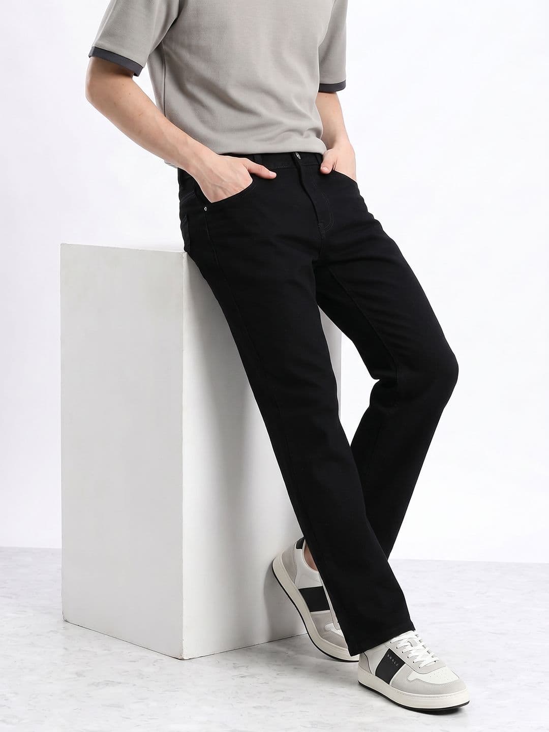 Aeropostale Men Relaxed Fit Jeans - view 1