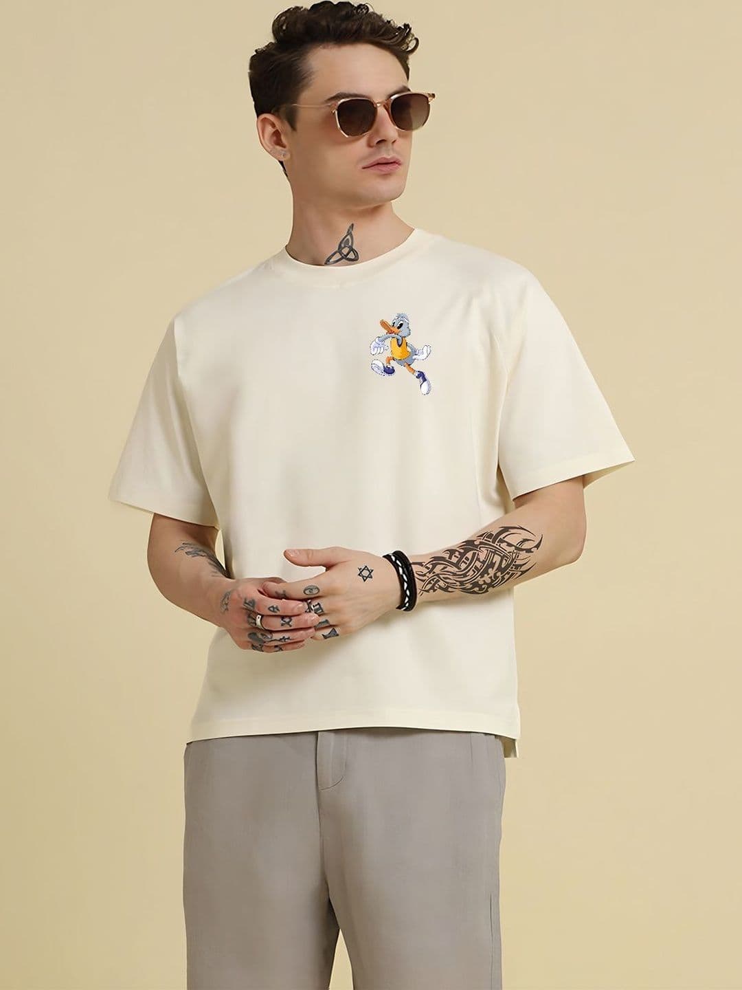 8 Minutes Men Donald Duck Printed Drop-Shoulder Sleeves T-shirt - view 1