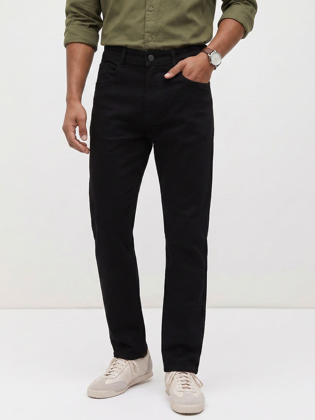 The Roadster Life Co. Men Dark Shade Jeans - view 1