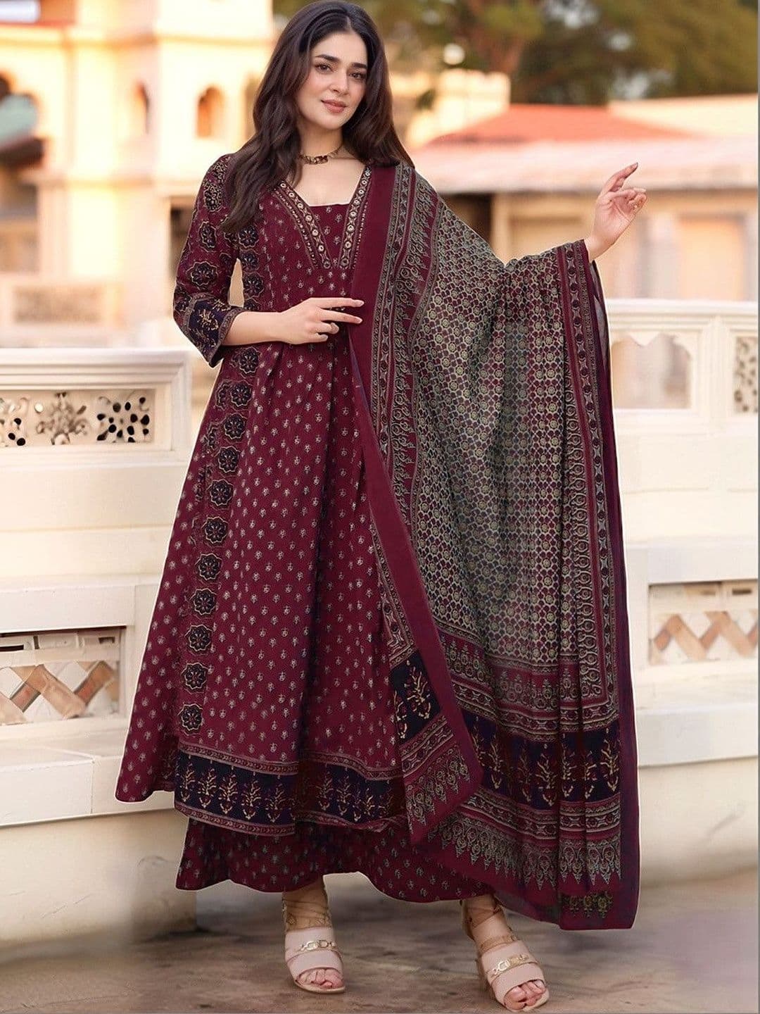 Assume Fab Women Ethnic Motifs Printed Regular Kurta with Palazzos & With Dupatta - view 1