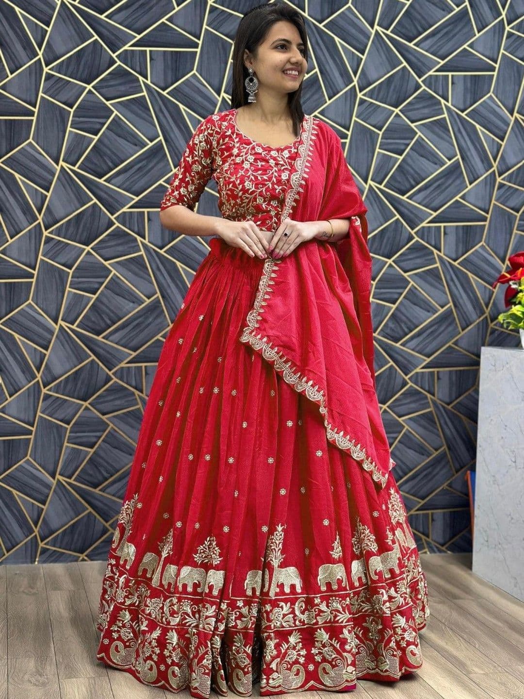 Closin Embroidered Thread Work Ready to Wear Lehenga & Unstitched Blouse With Dupatta - view 1