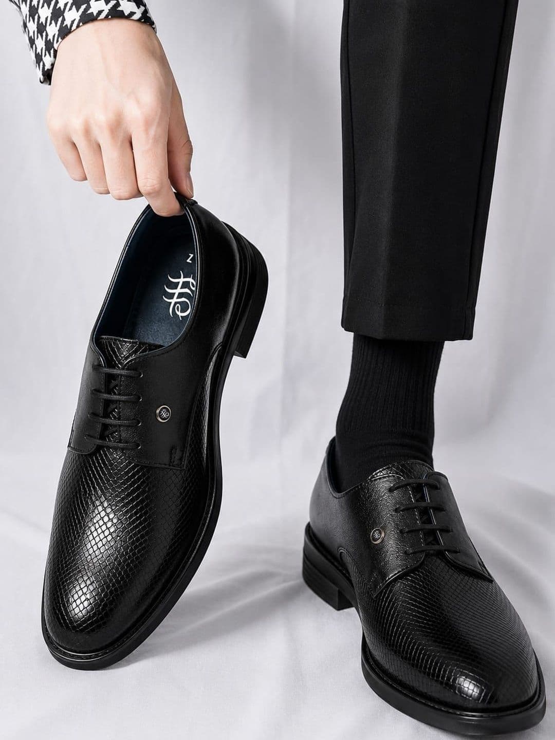House of Pataudi Men Textured Round Toe Lace-Ups Derbys Formal Shoes - view 1