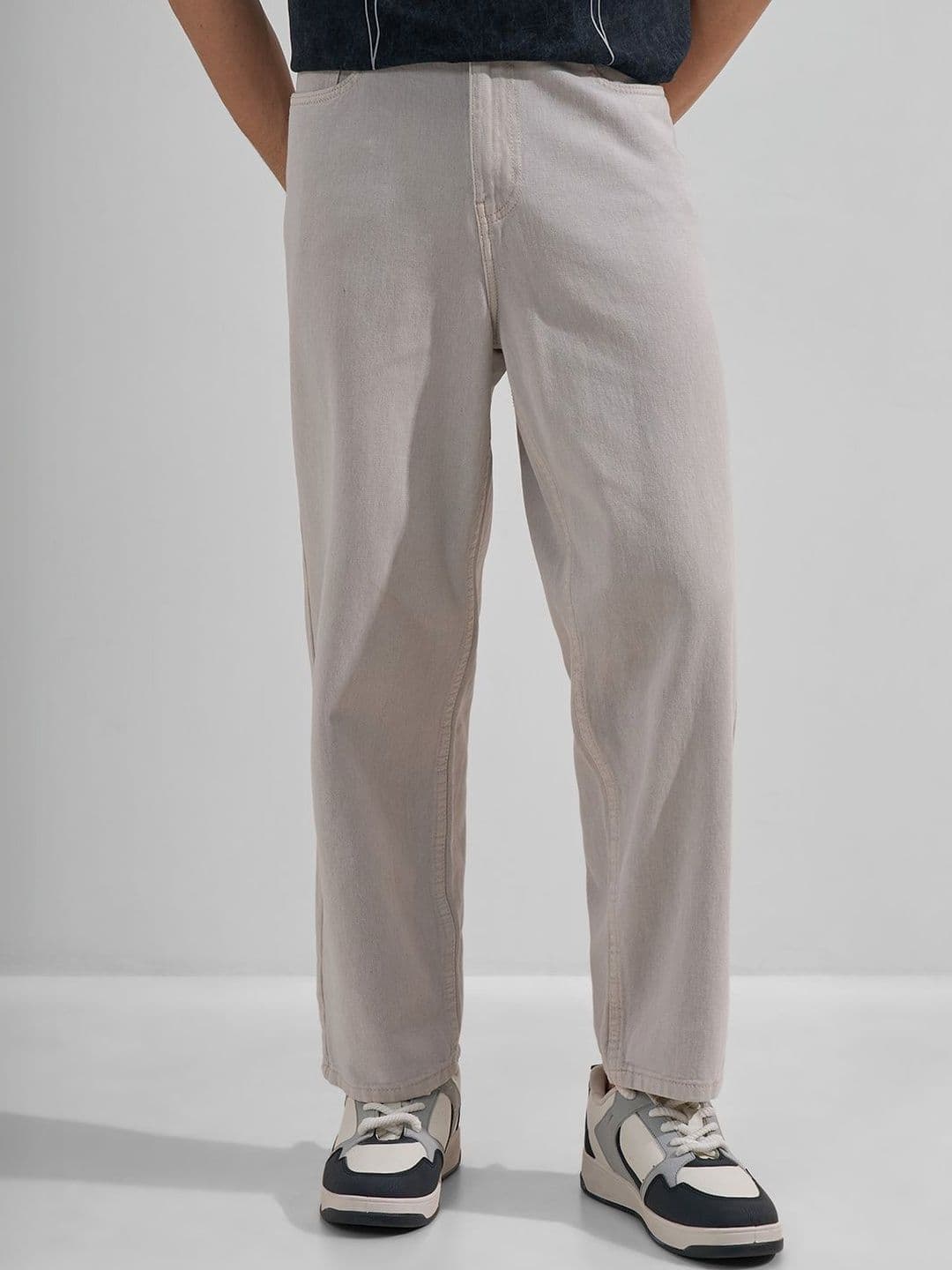 HIGHLANDER Men Straight Fit Mid-Rise Stretchable Jeans - view 1