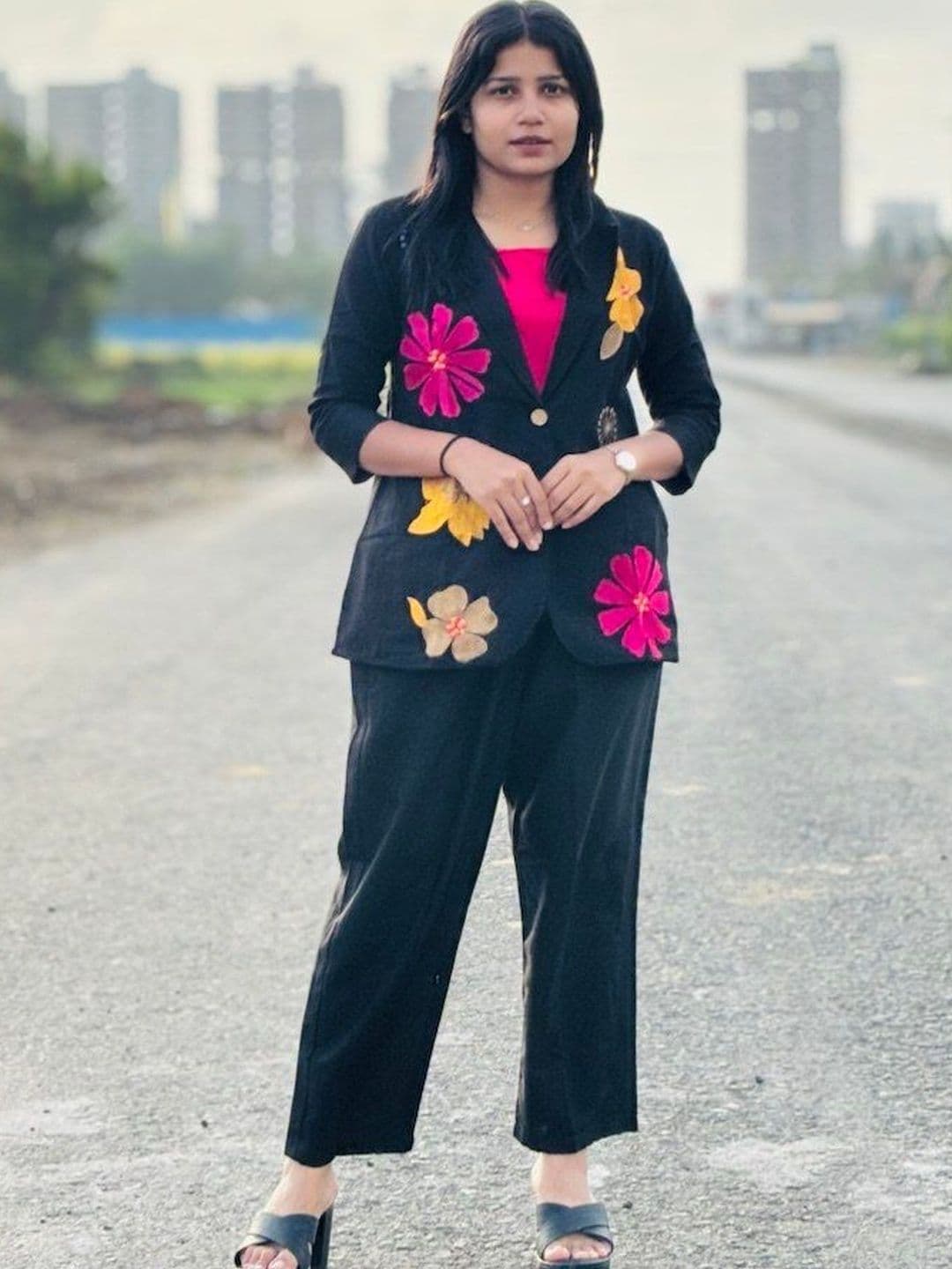 Billish Floral Embellished Blazer with Trousers - view 1