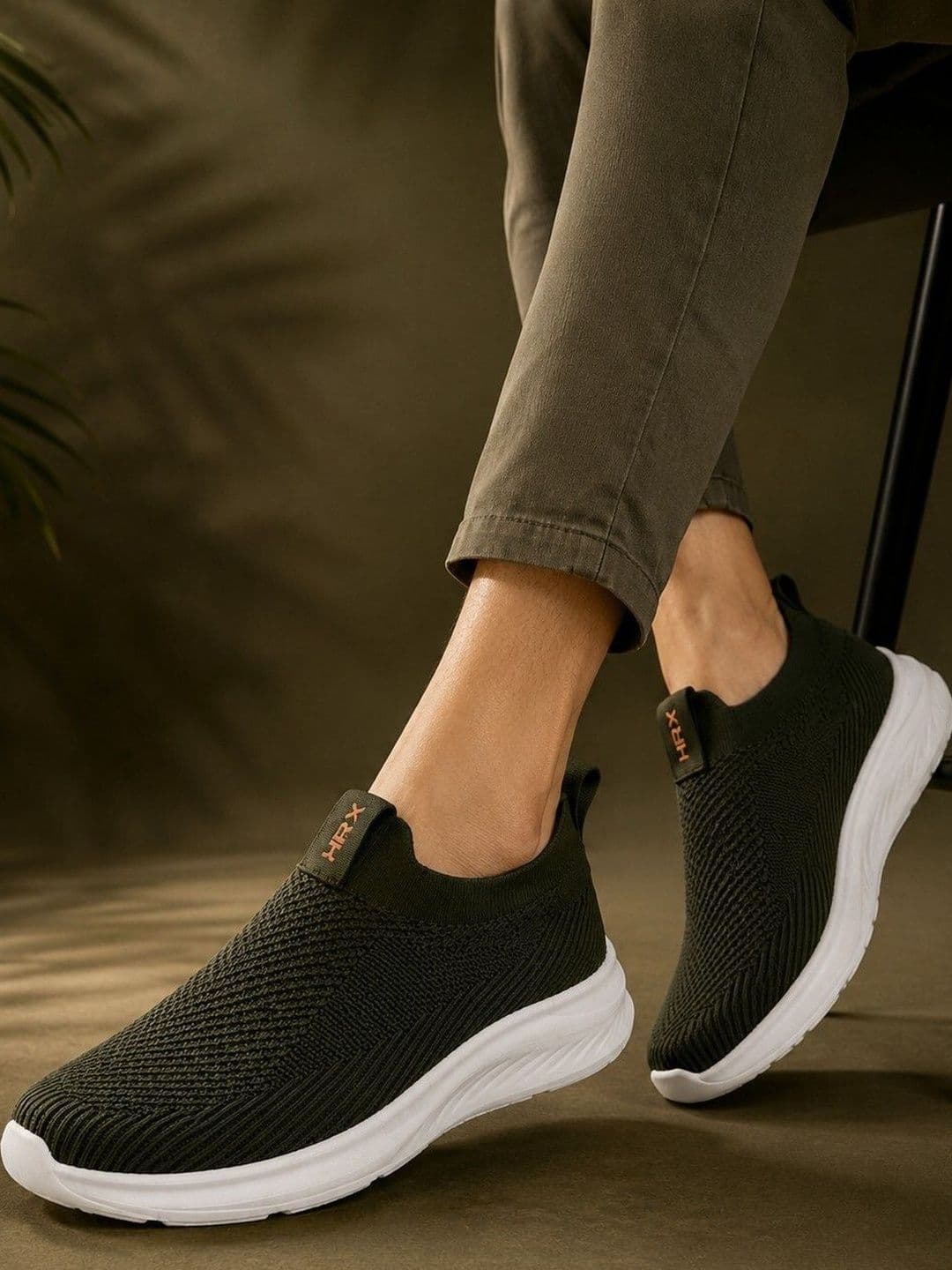 HRX by Hrithik Roshan Men Textured Sneakers - view 1