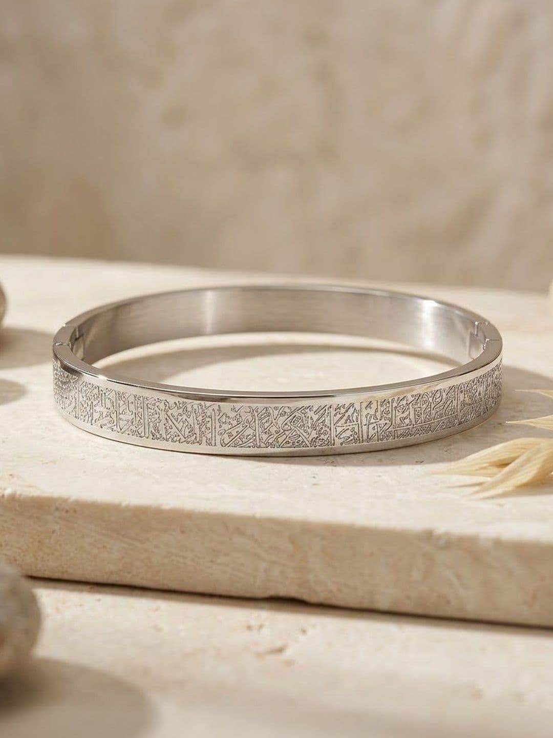Stylewell Unisex Bangle-Style Bracelet - view 1