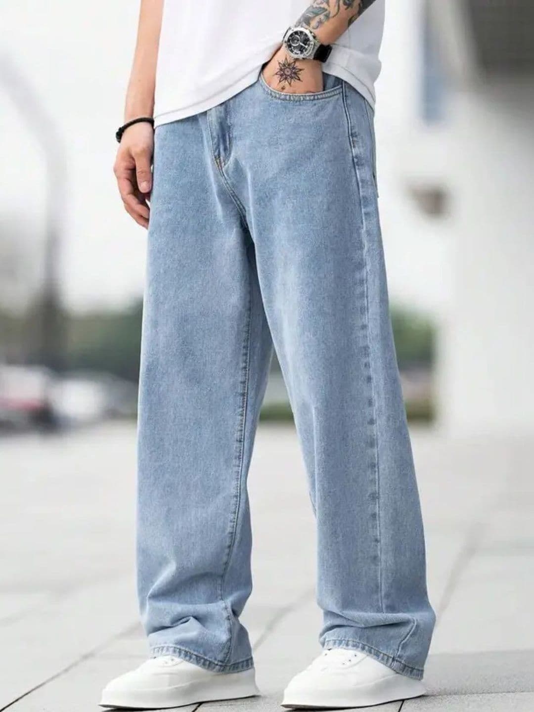 FLARING Men Relaxed Fit Mid-Rise Jeans - view 1