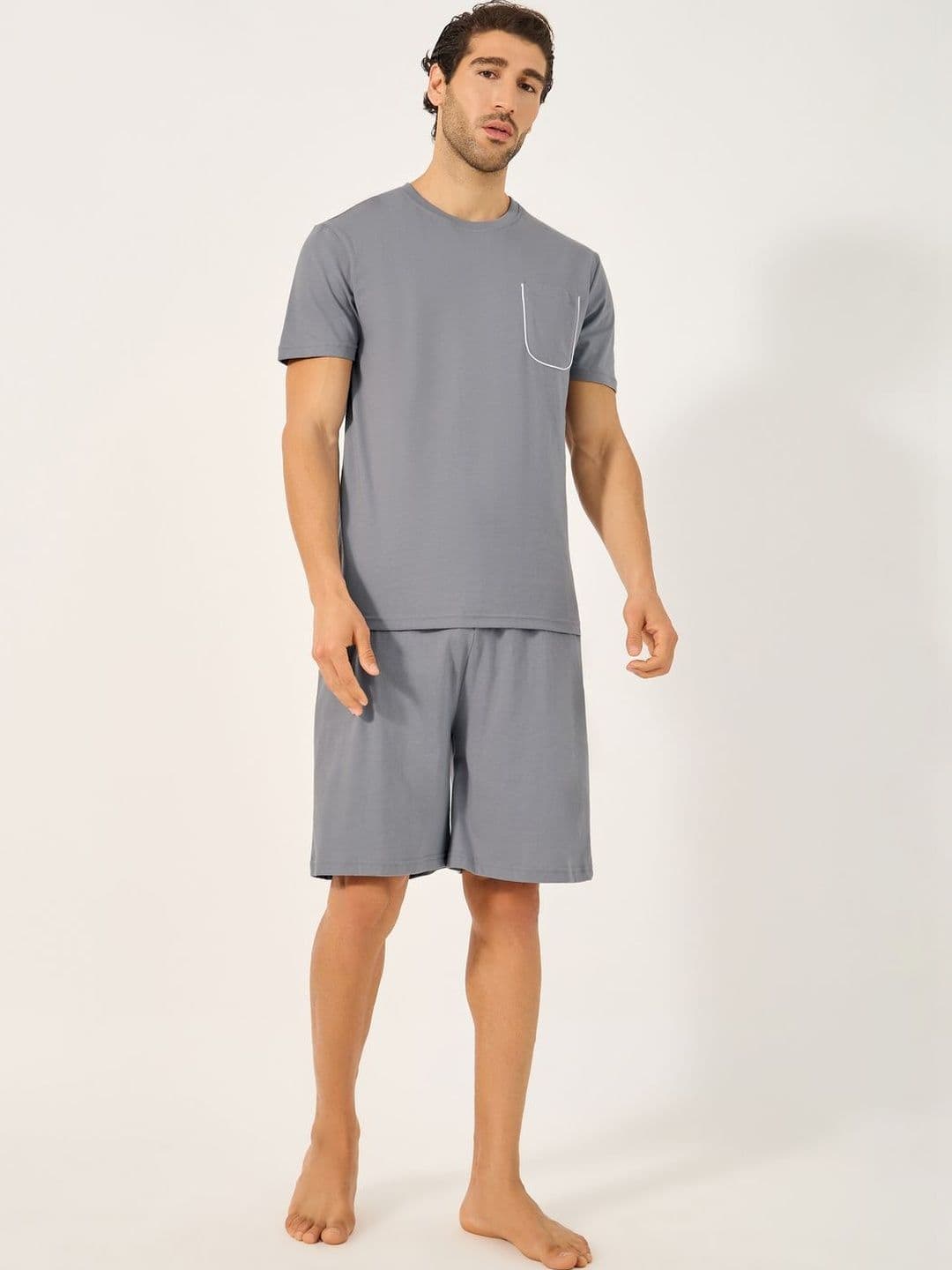 Styli Men Regular Fit Contrast Piped Pocket Detail T-shirt and Short Set - view 1