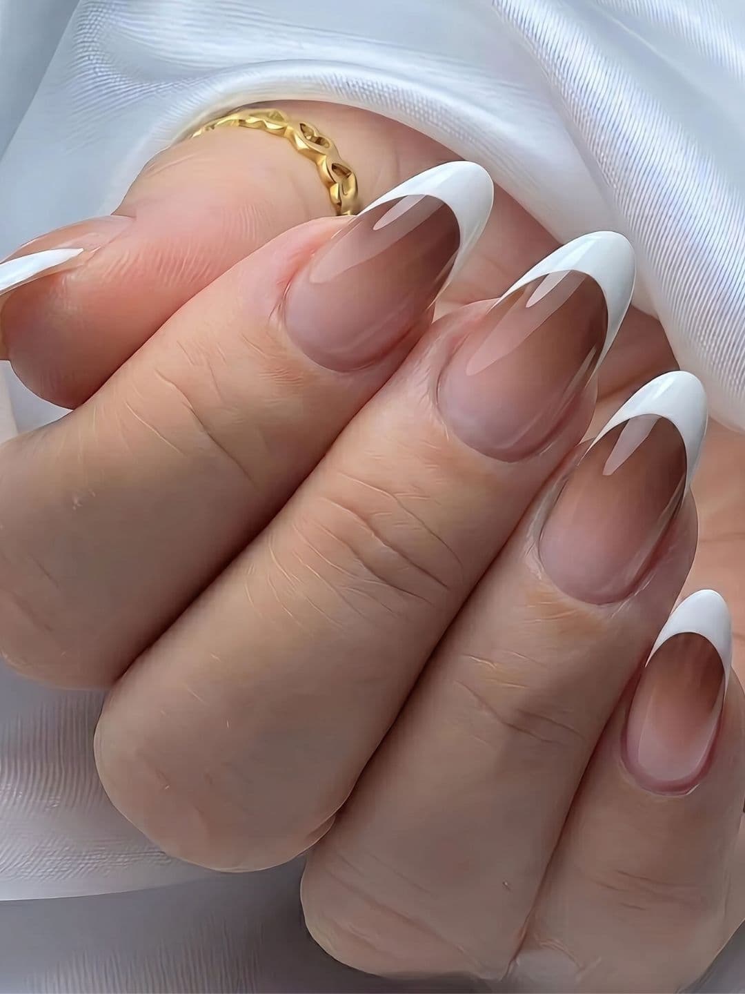 LICK Set Of 12 Pcs White Almond Shape Reusable Artificial Nails - view 1