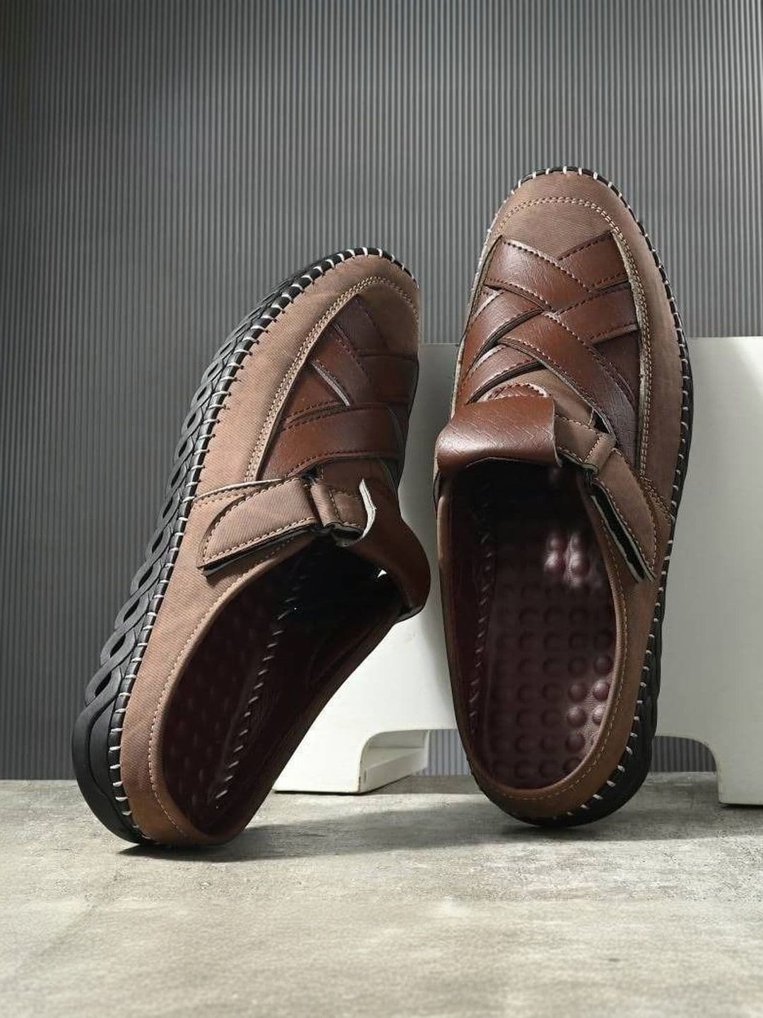 MEN'S AVENUE Men Fisherman Sandals - view 1