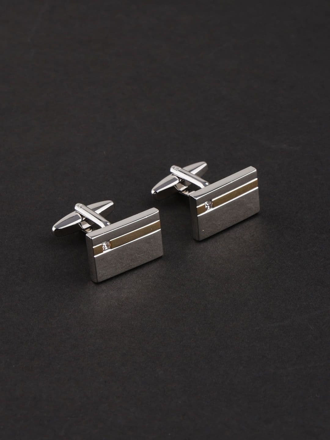 Alvaro Castagnino Quirky Cufflink - view 1