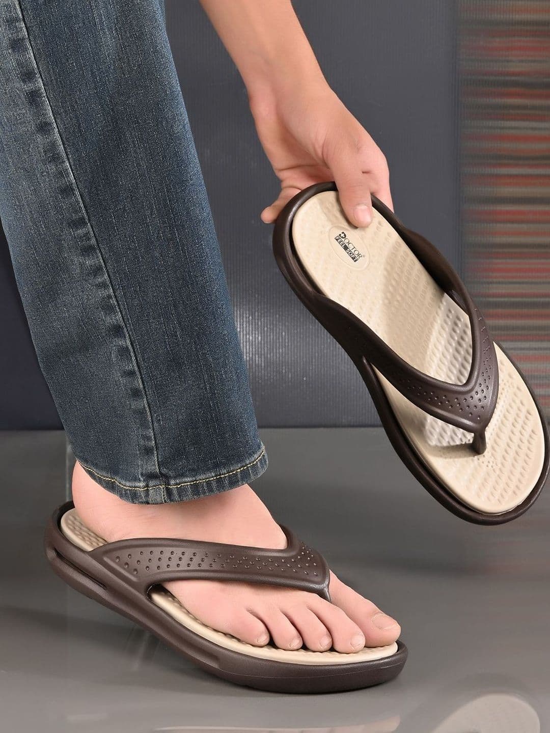 DOCTOR FEEL SOFT Men Thong Flip-Flops - view 1