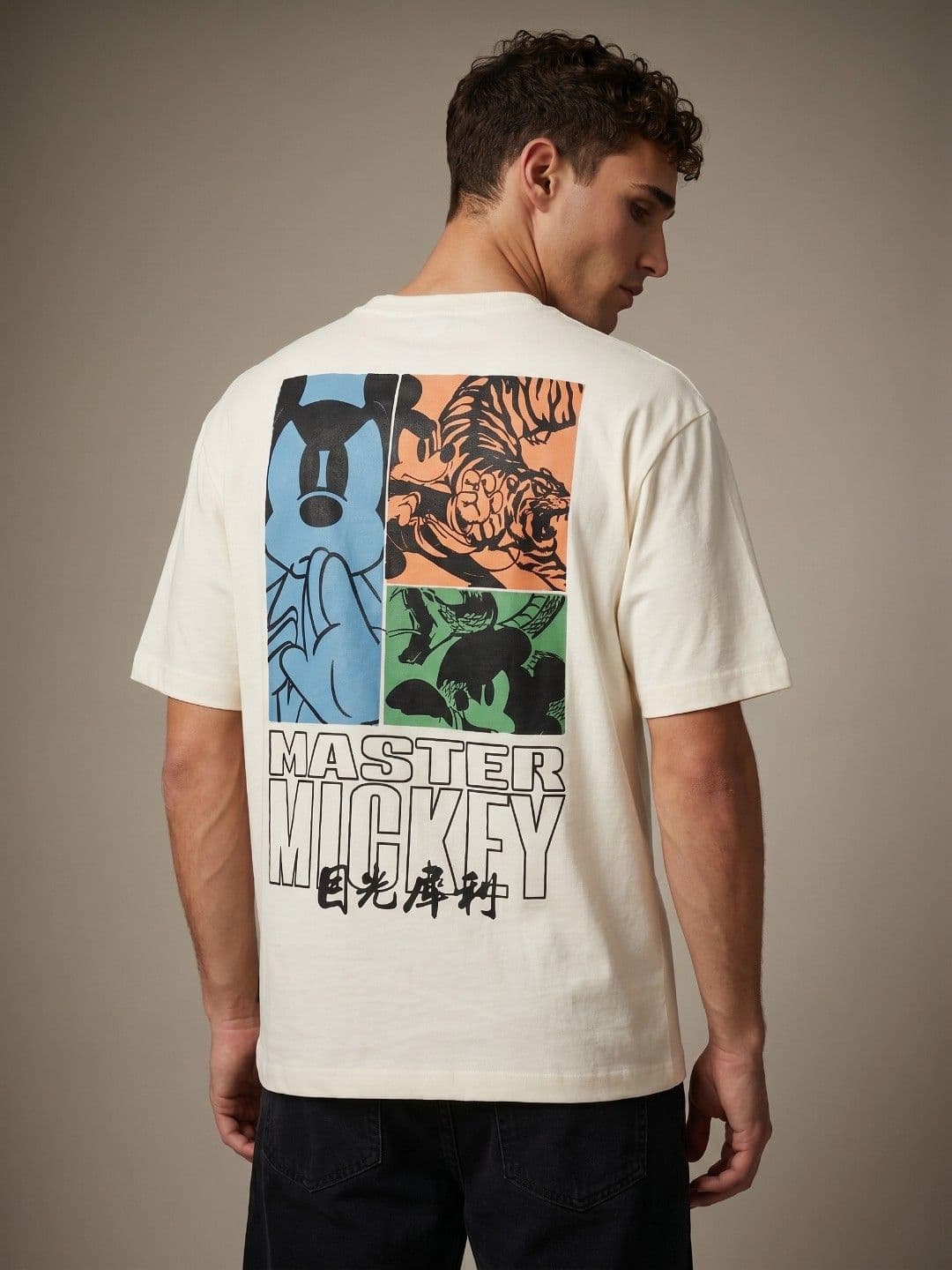 glitchez Mickey Mouse Comic Print Oversized Fit T-shirt - view 1