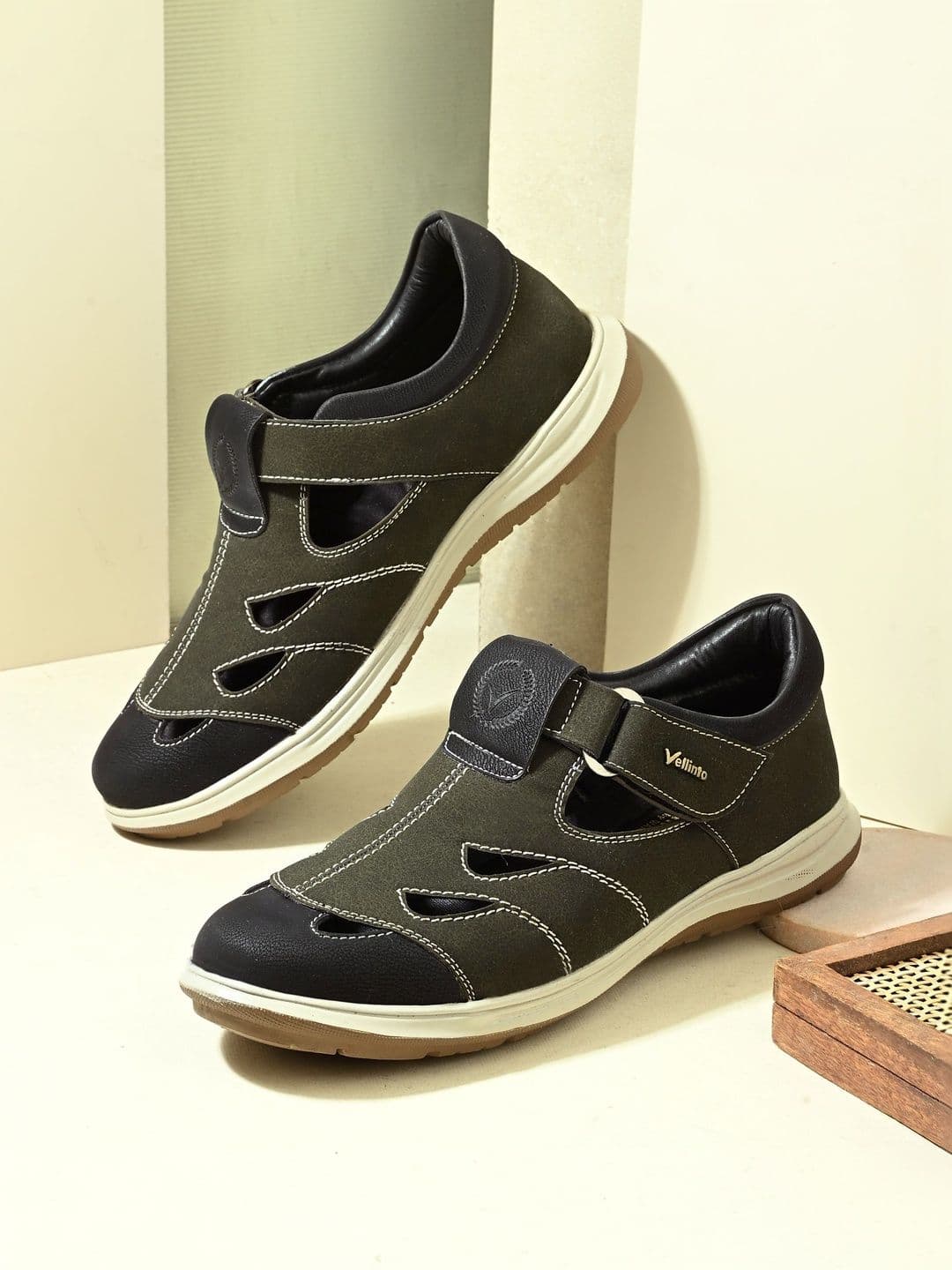 Vellinto Men Fisherman Sandals - view 1