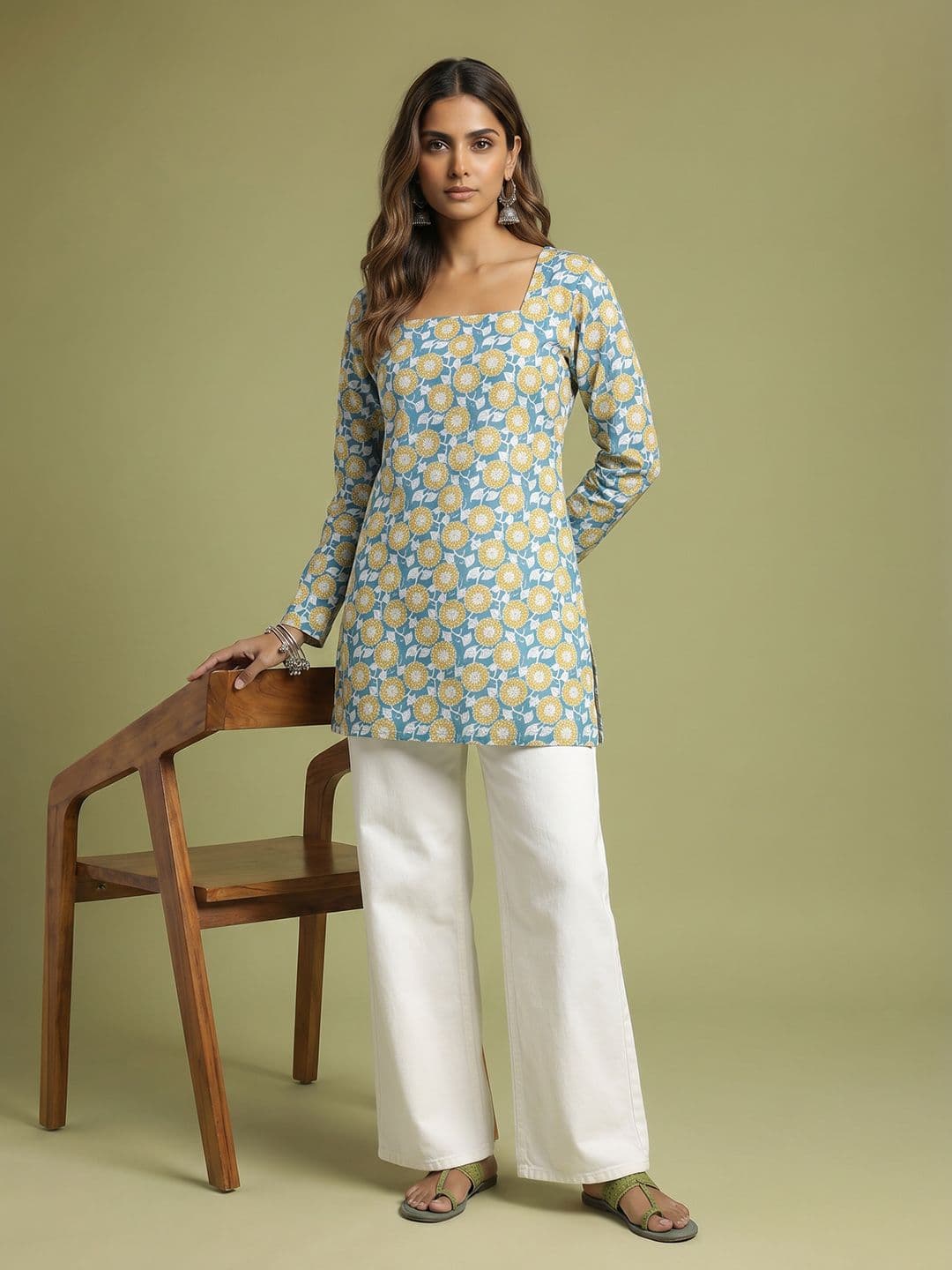 Anouk Floral Printed Pure Cotton Kurti - view 1