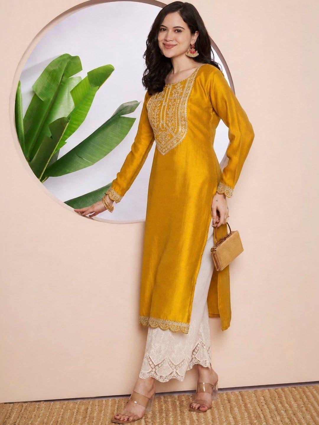 rarethread Women Embroidered Chikankari Kurta - view 1