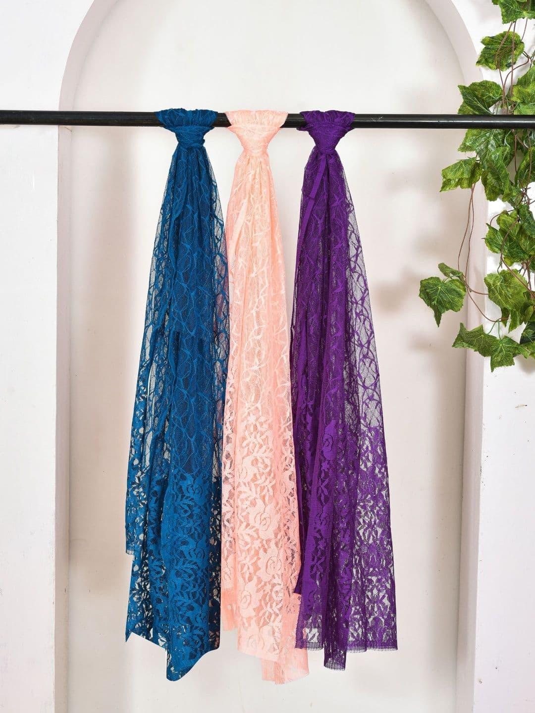 Kuhika Woven Design Dupatta - view 1