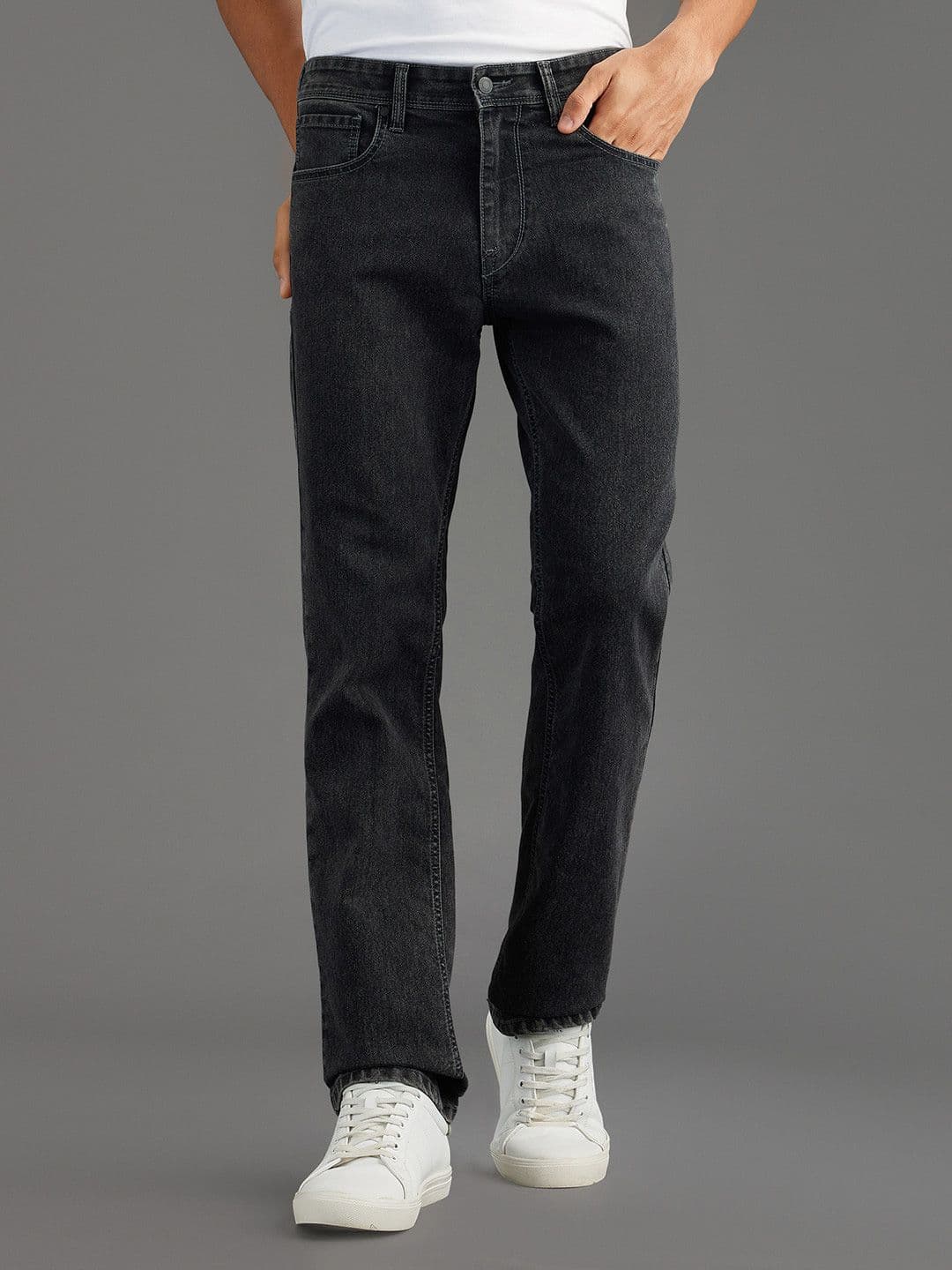 Pepe Jeans Men Holborne Straight Fit Mid-Rise Light Fade Stretchable Jeans - view 1