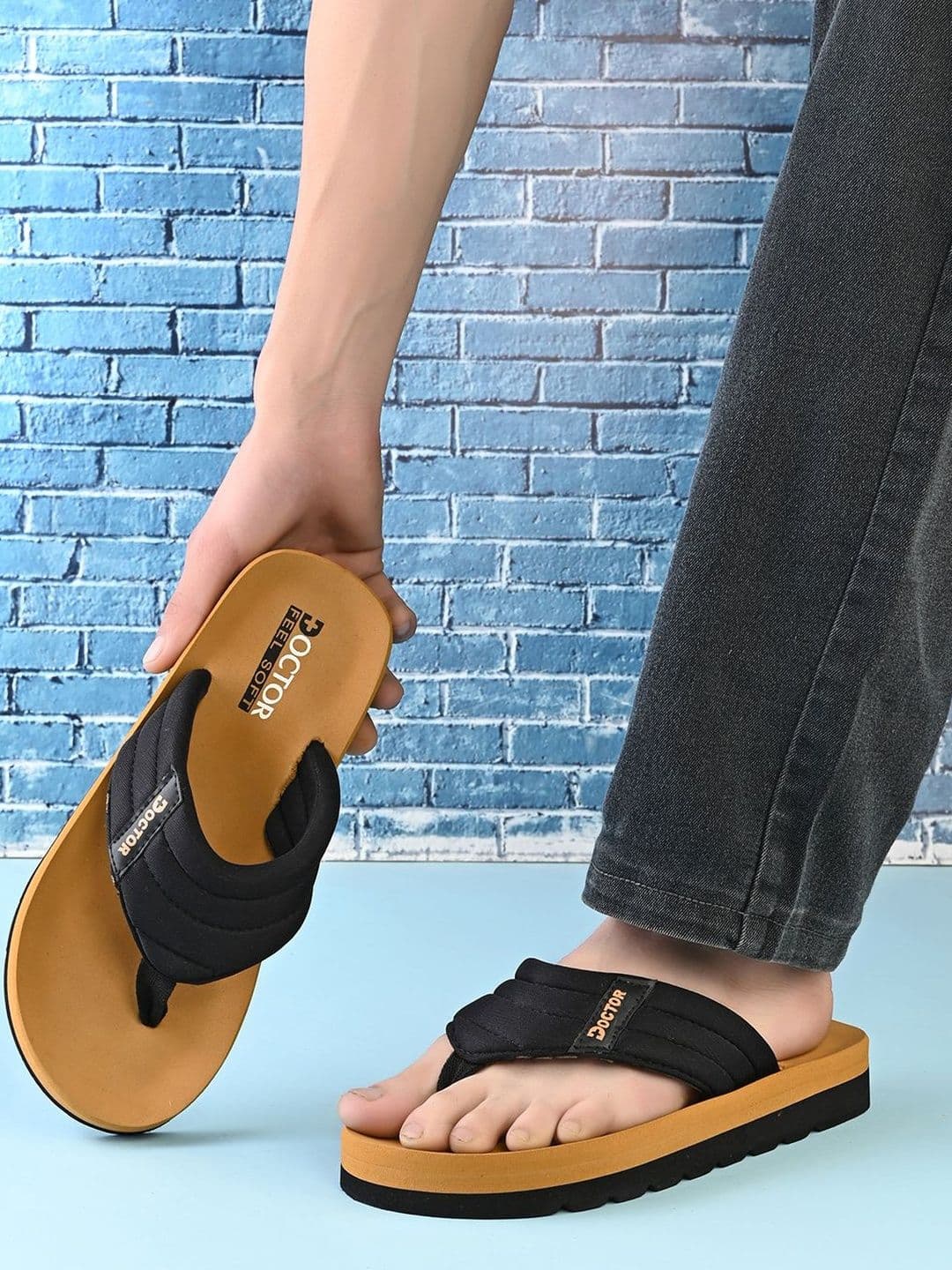 DOCTOR FEEL SOFT Men Thong Flip-Flops - view 1