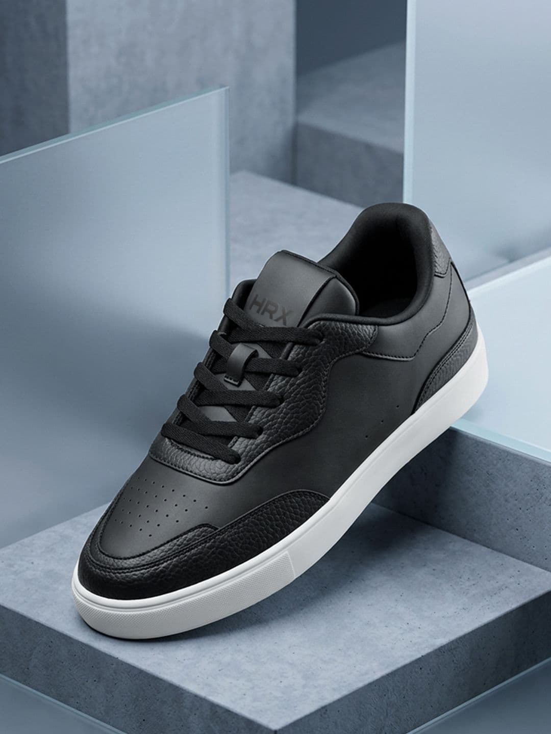 HRX by Hrithik Roshan Bomba Men Comfortable Sneaker - view 1