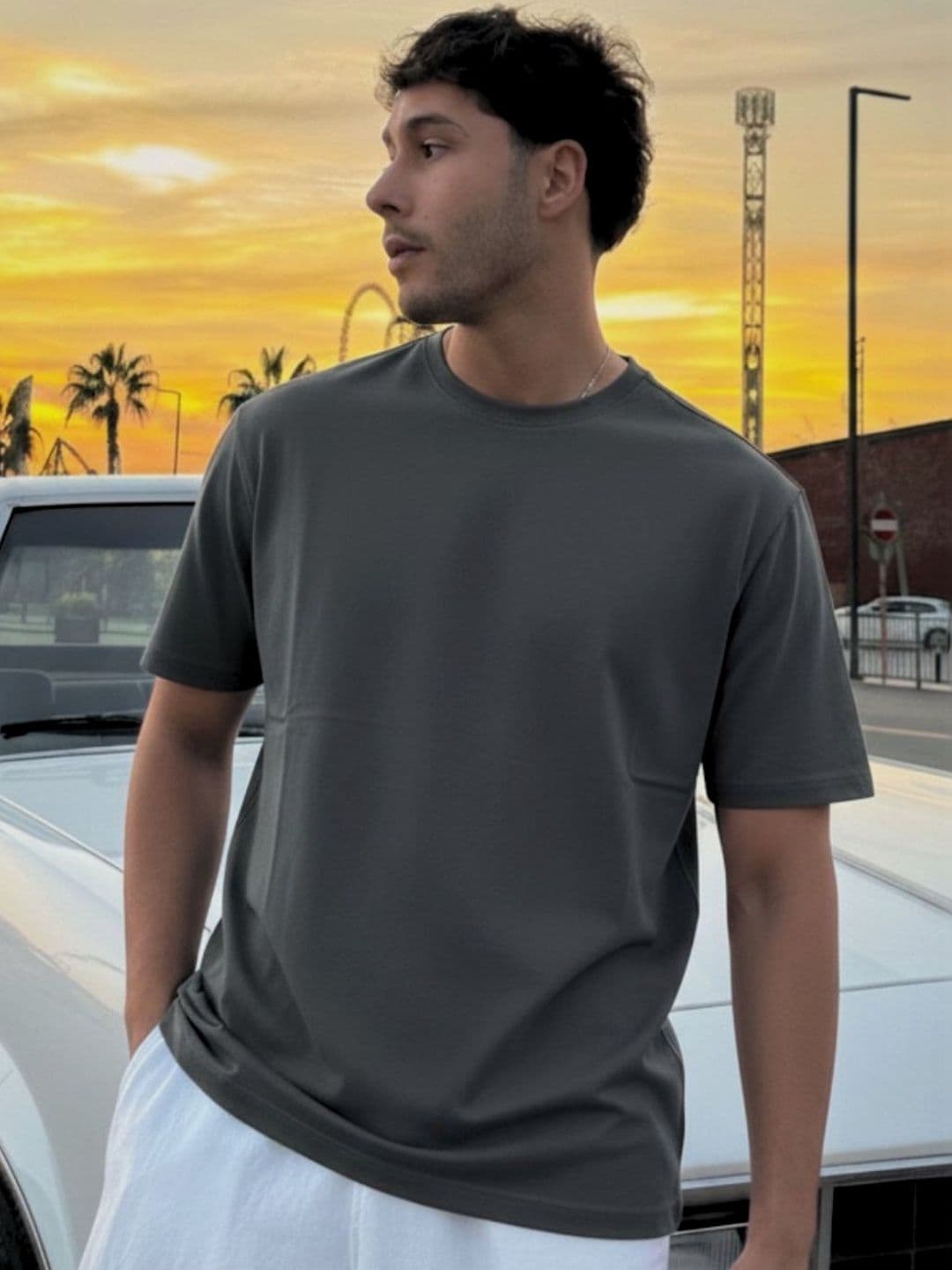 Mast & Harbour Rigo Men Dark Grey Solid Round Neck Regular Fit Cotton T-shirt - view 1