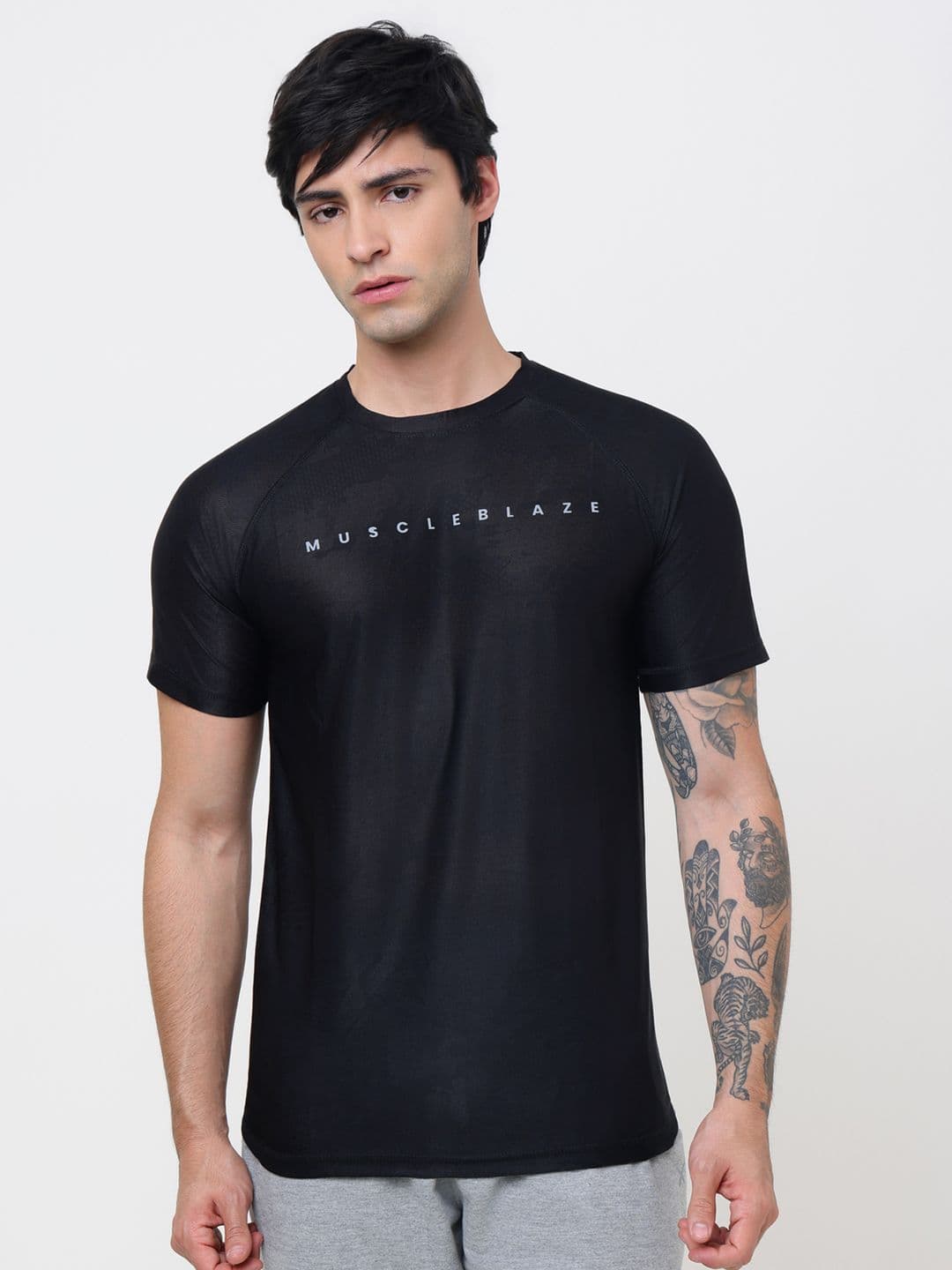 MuscleBlaze Unisex Brand Logo Printed Round Neck Compression T-shirt - view 1