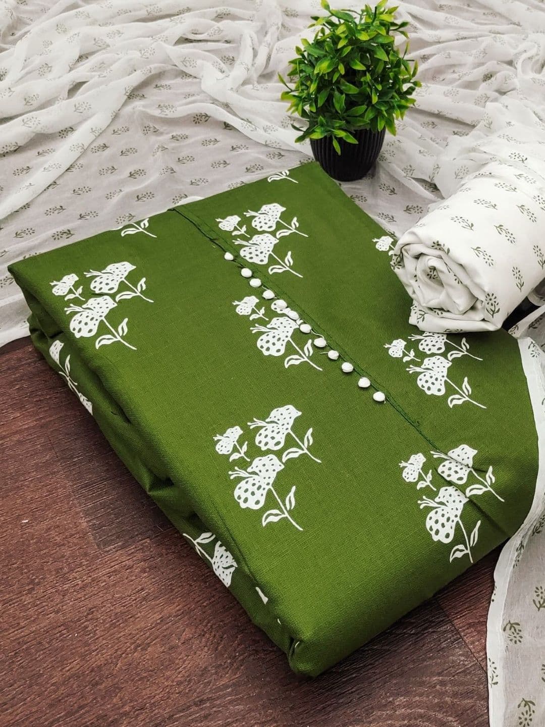 LeeliPeeri Designer Printed Pure Cotton Unstitched Dress Material - view 1