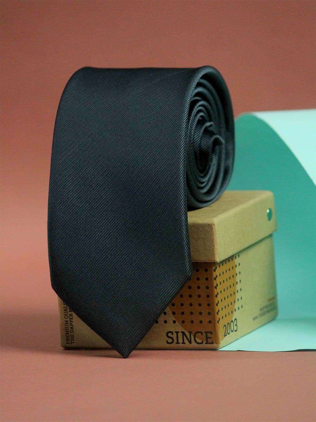 Tossido Men Grey Solid Broad Tie - view 1