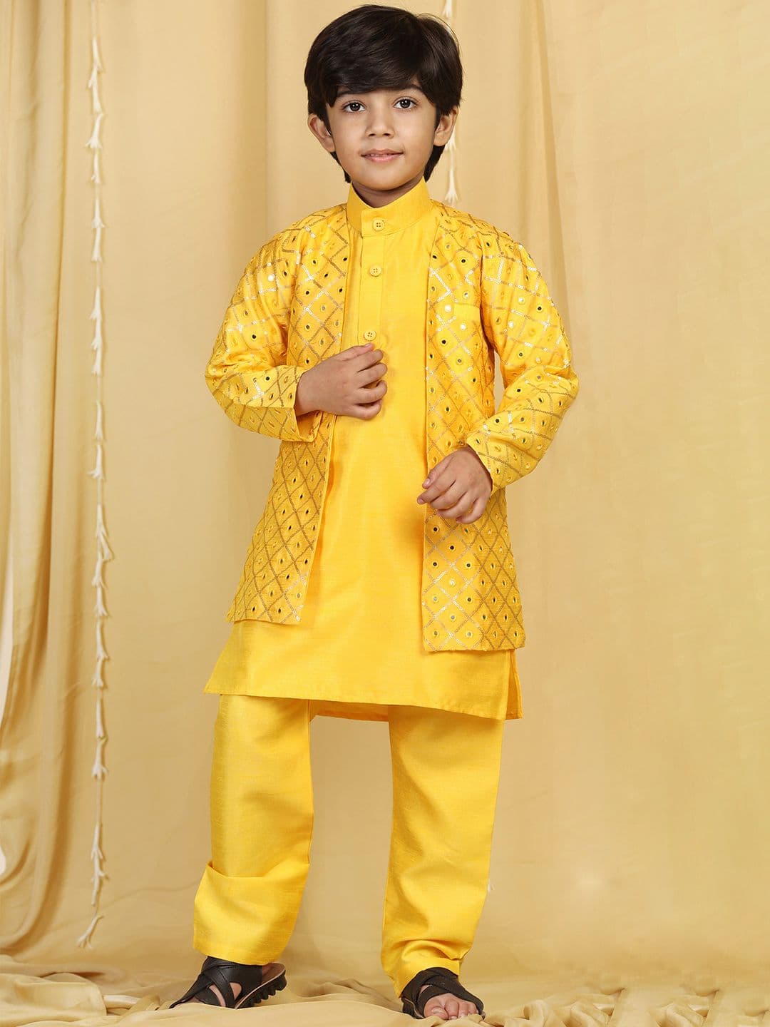 Aj DEZInES Boys Embroidered Silk Sherwani Set - view 1