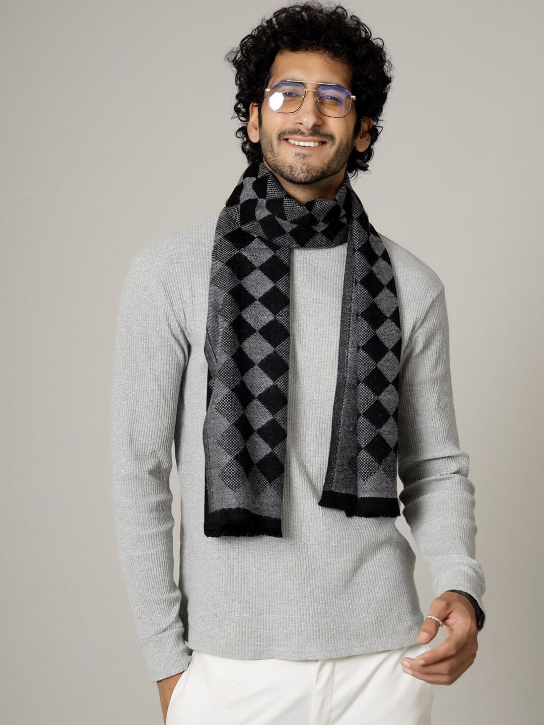 HANDICRAFT PALACE Men Grey & Black Checked Wool Muffler - view 1