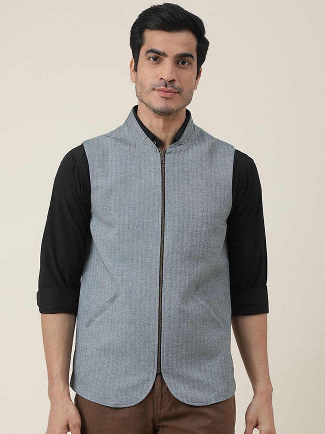 Fabindia Men Grey Self Design Mandarin Collar Cotton Tailored Jacket - view 1