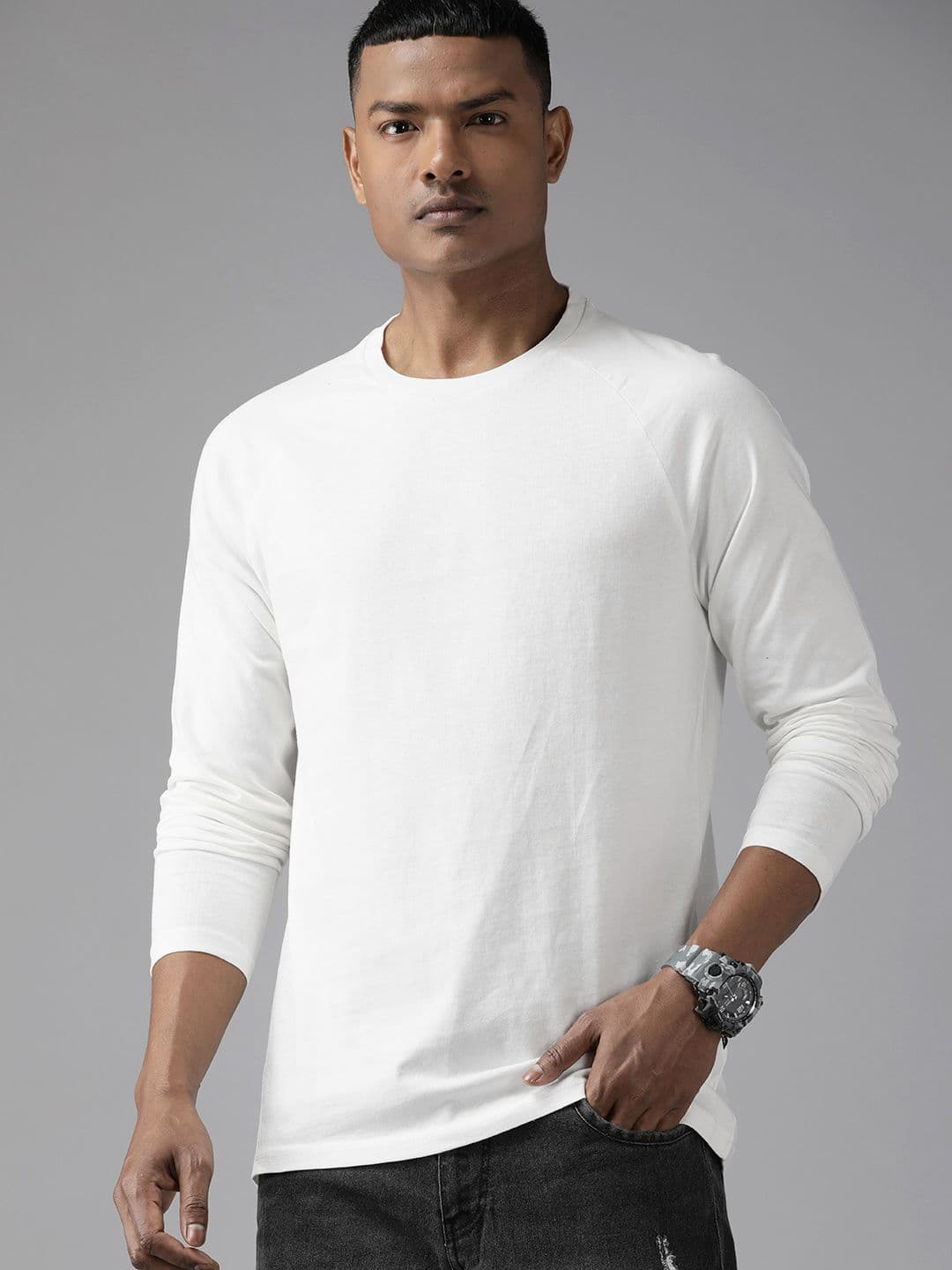 The Roadster Lifestyle Co. Men White Pure Cotton T-shirt - view 1