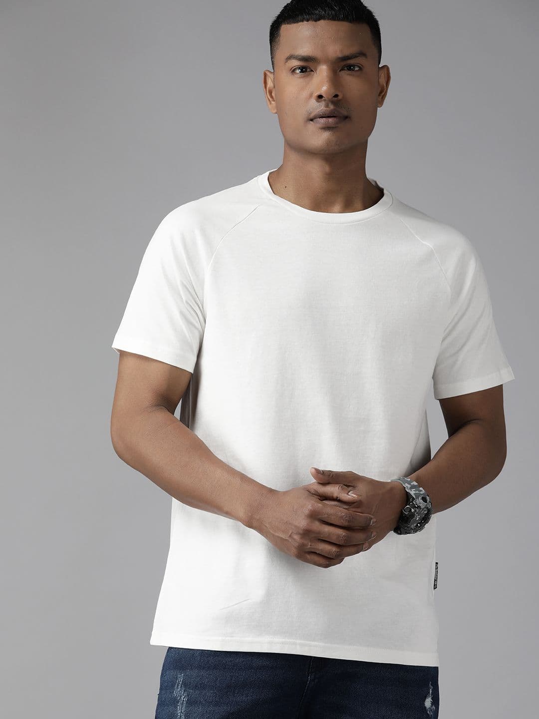 The Roadster Lifestyle Co. Men White Pure Cotton T-shirt - view 1