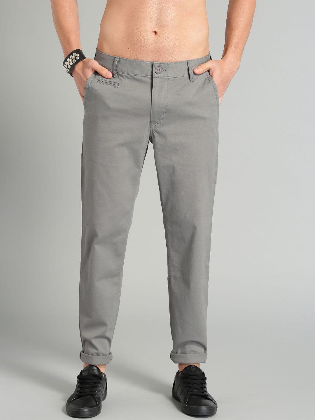 Roadster Men Grey Slim Fit Solid Casual Chinos - view 1