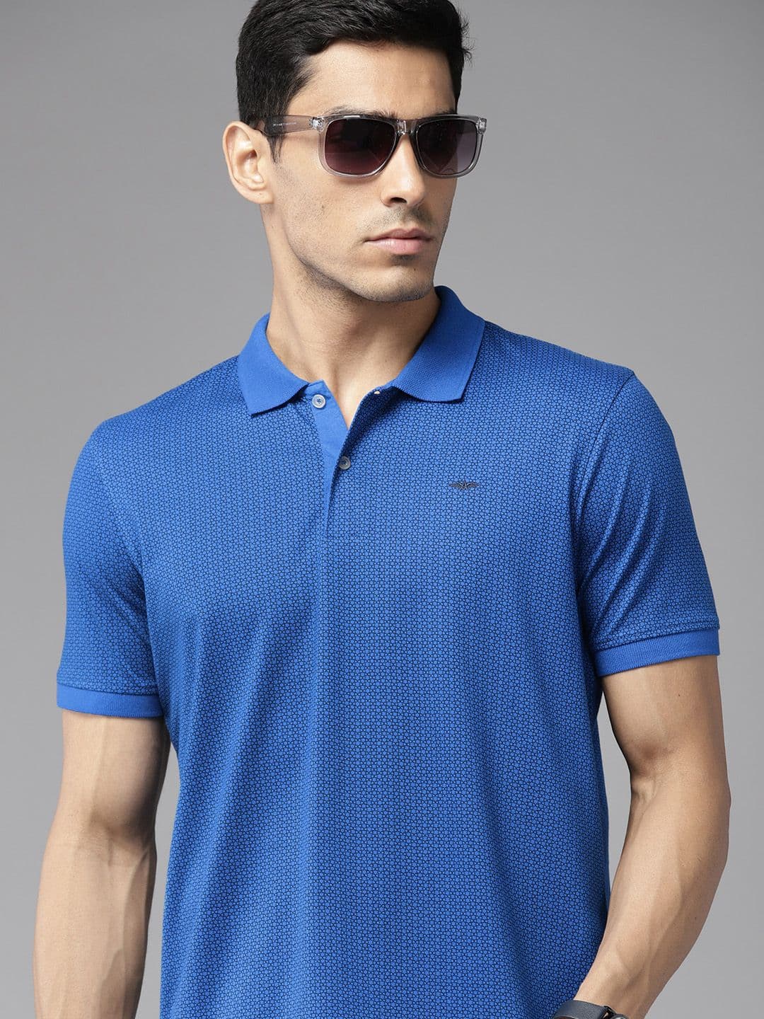 Park Avenue Men Print Polo Collar Slim Fit T-shirt - view 1