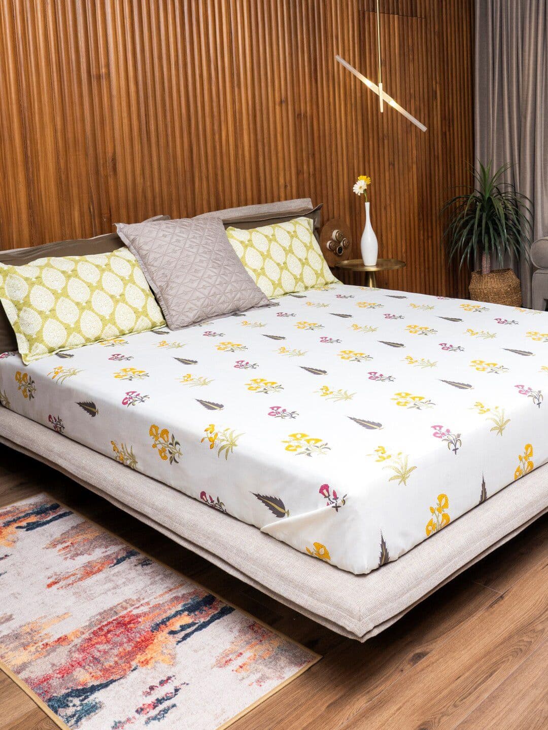 URBAN SPACE Regal White Yellow Floral 220 TC Cotton Queen Bedsheet With 2 Pillow Covers - view 1