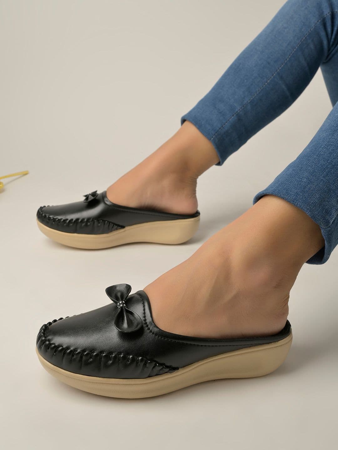 Shoetopia Women Round Toe Slip On Loafers - view 1