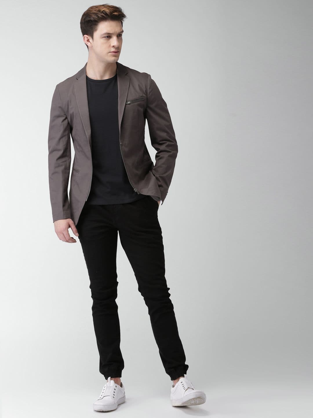 Mast & Harbour Men Black Solid Round Neck T-shirt - view 1