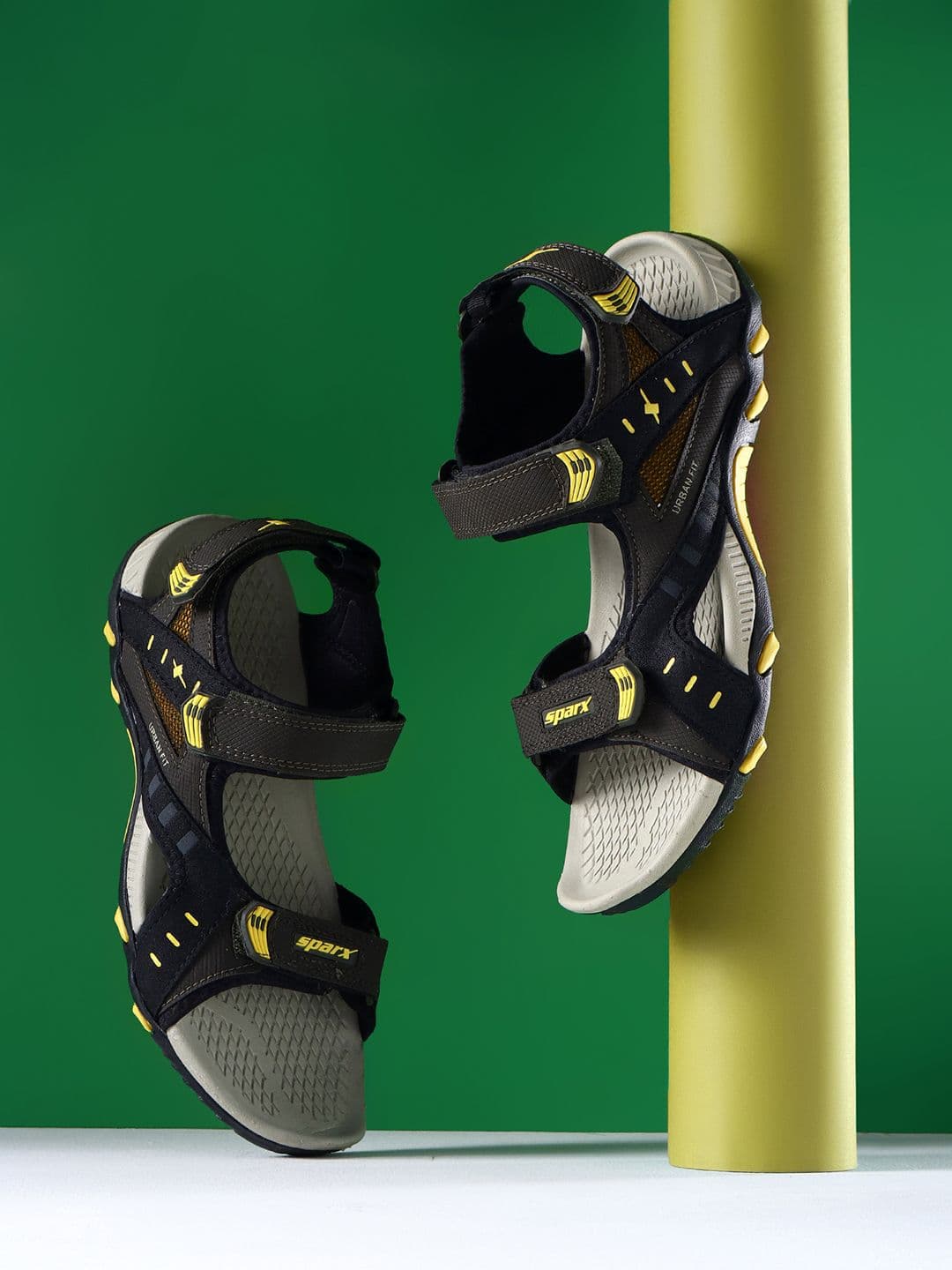 Sparx Men Textured Sports Sandals - view 1