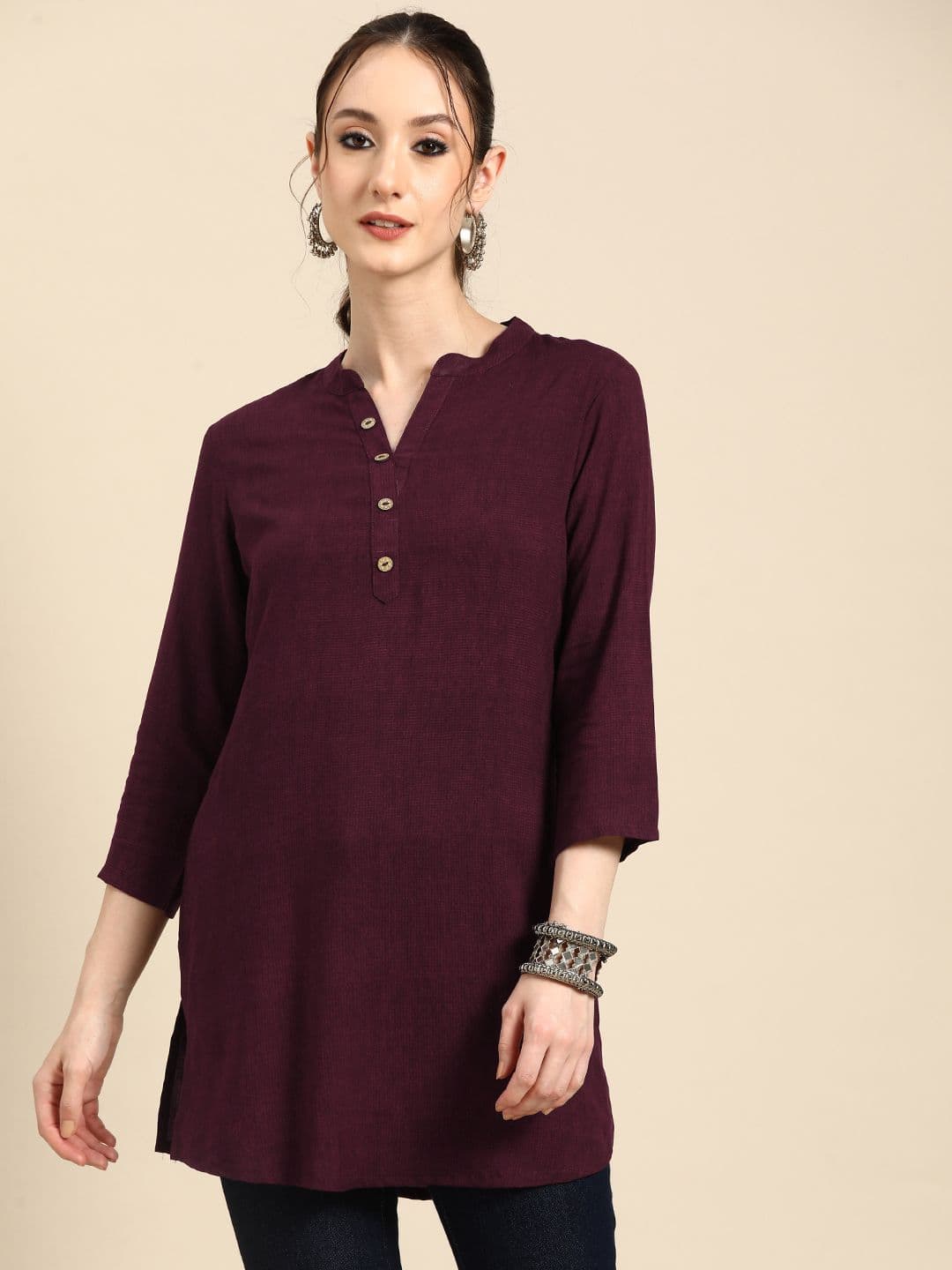 Sangria Printed Mandarin Collar Short Kurti - view 1